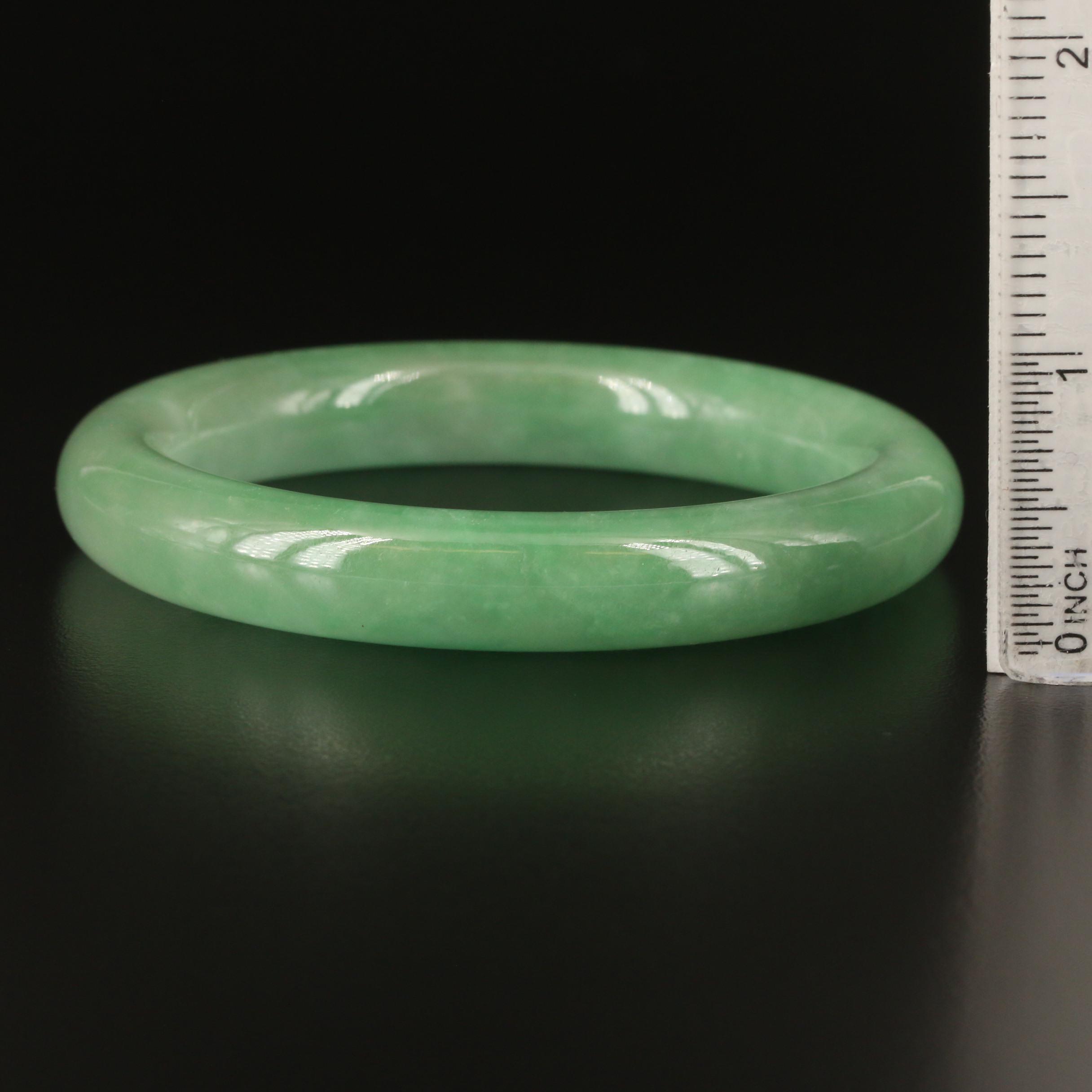 Jadeite Hololith Bangle