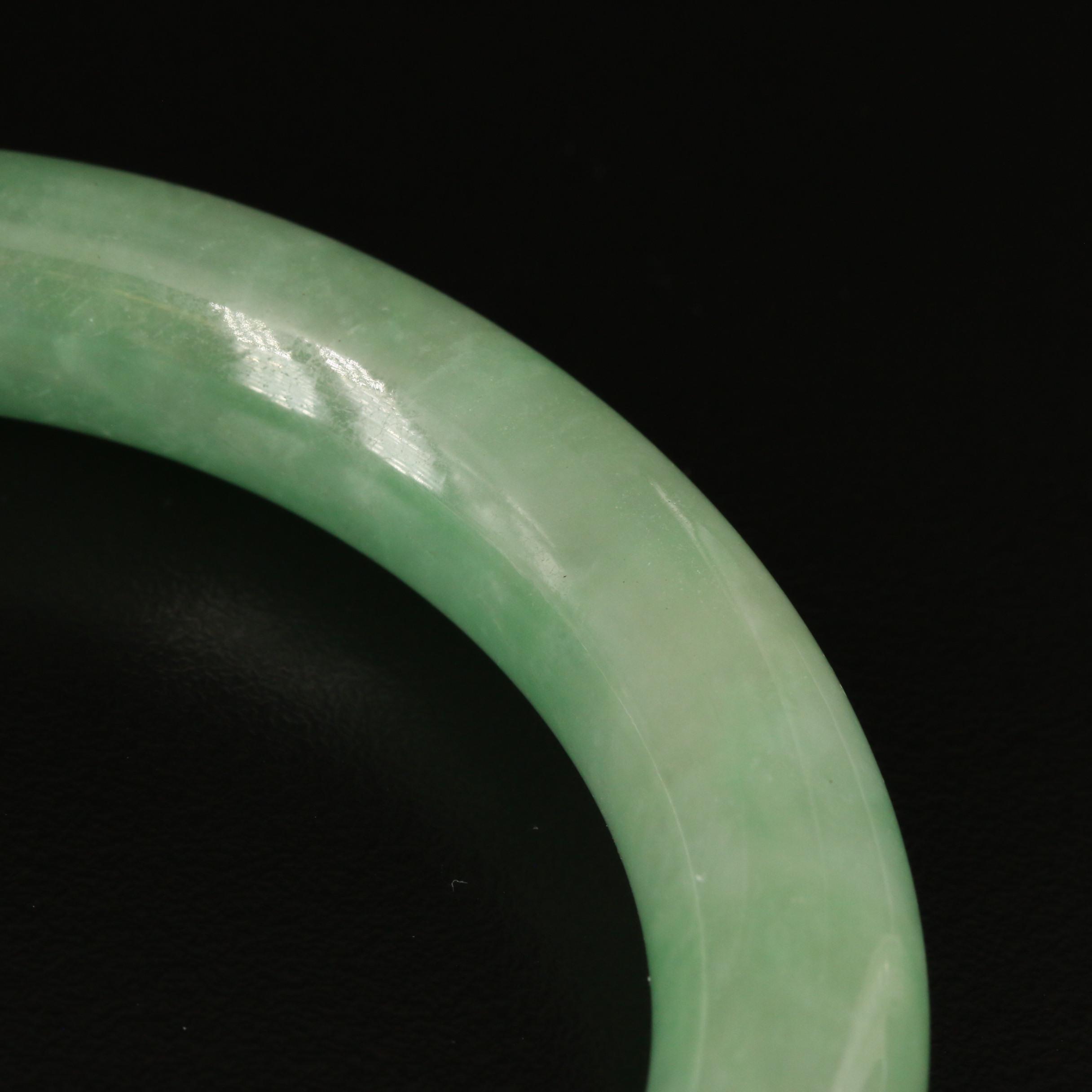 Jadeite Hololith Bangle