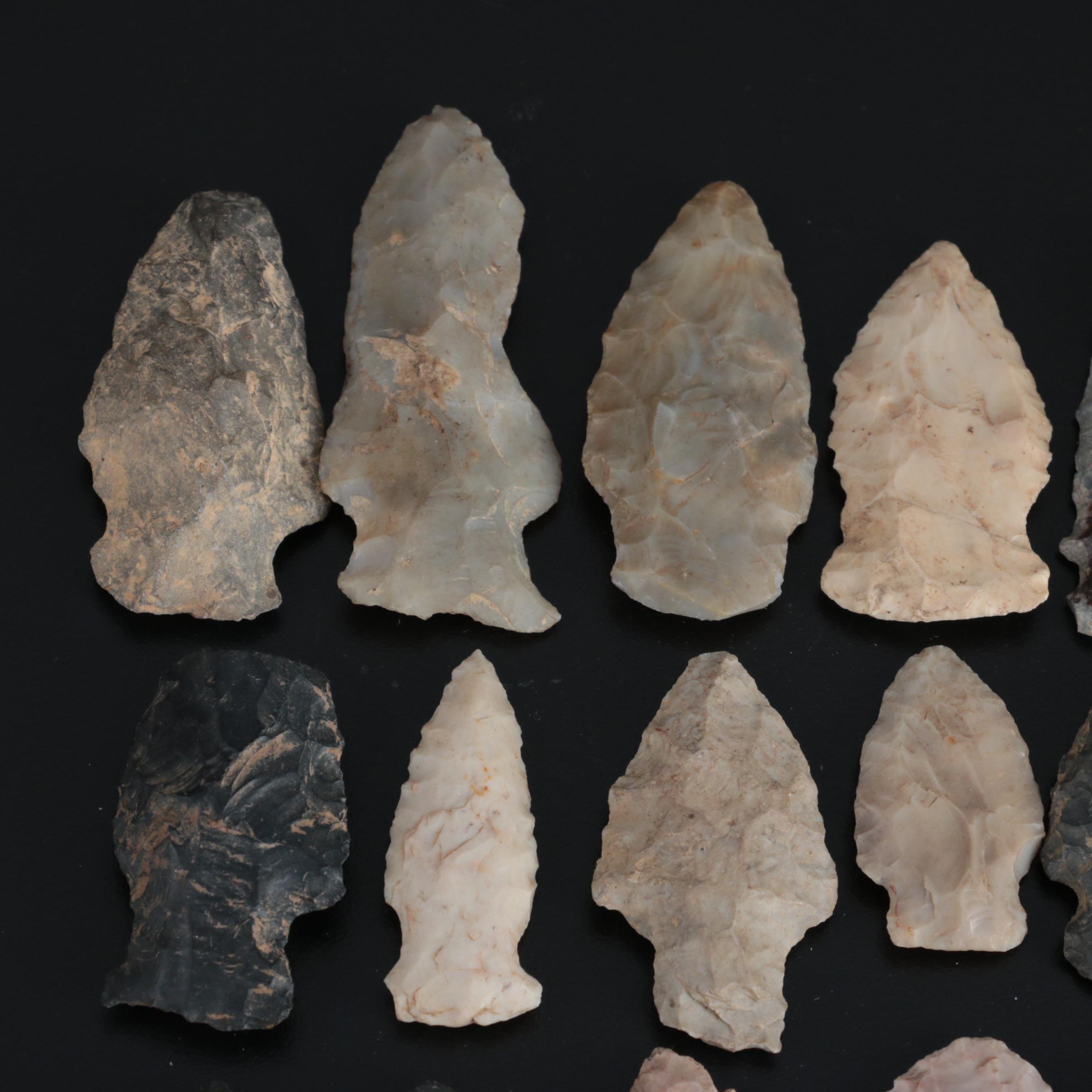 25 Native American Corner and Side Notched Projectile Points