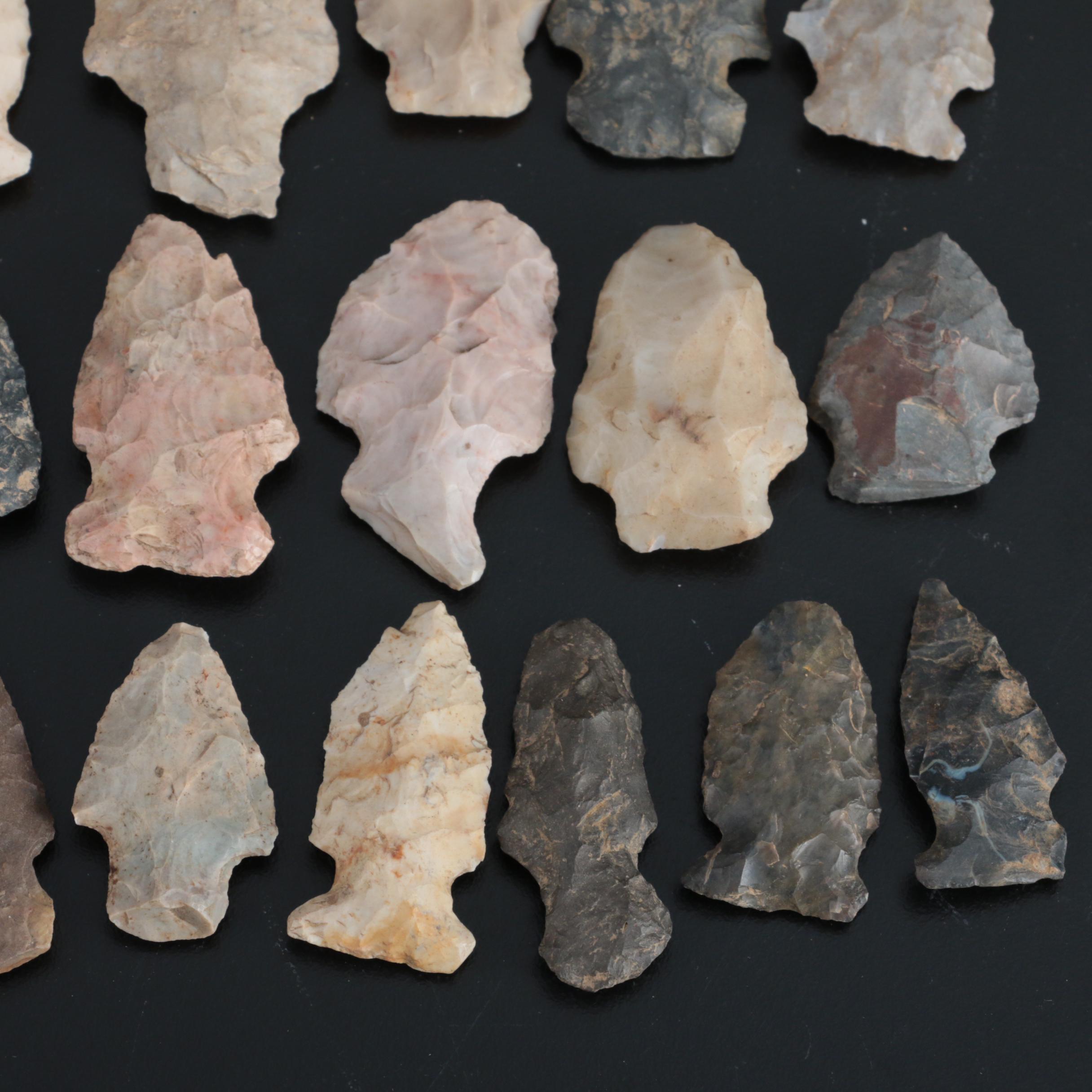 25 Native American Corner and Side Notched Projectile Points