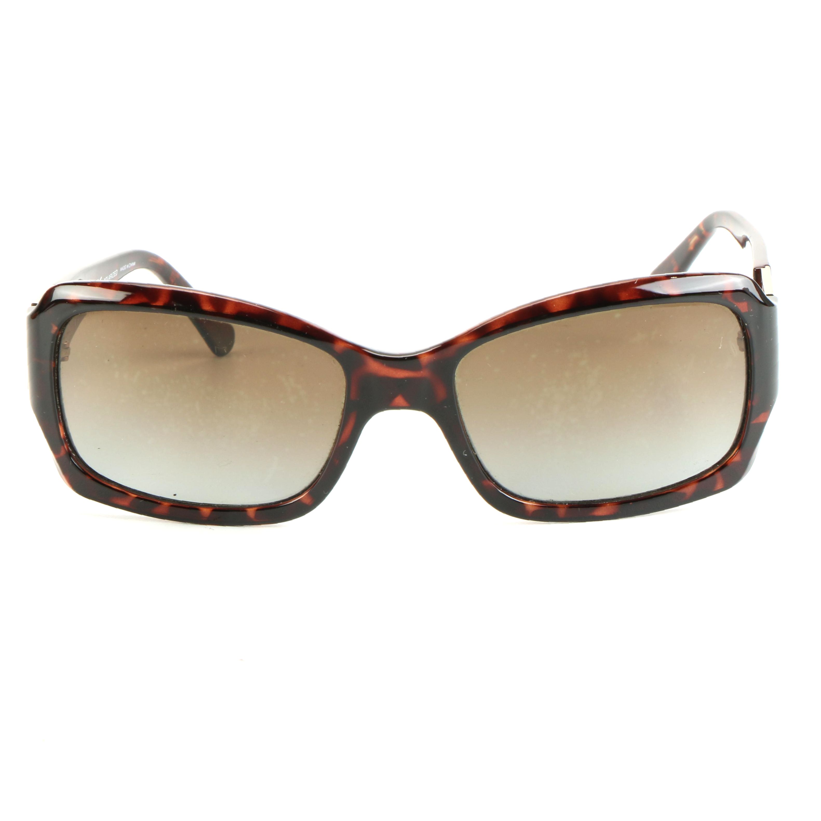 Tory Burch Polarized Faux Tortoise Logo Sunglasses with Case