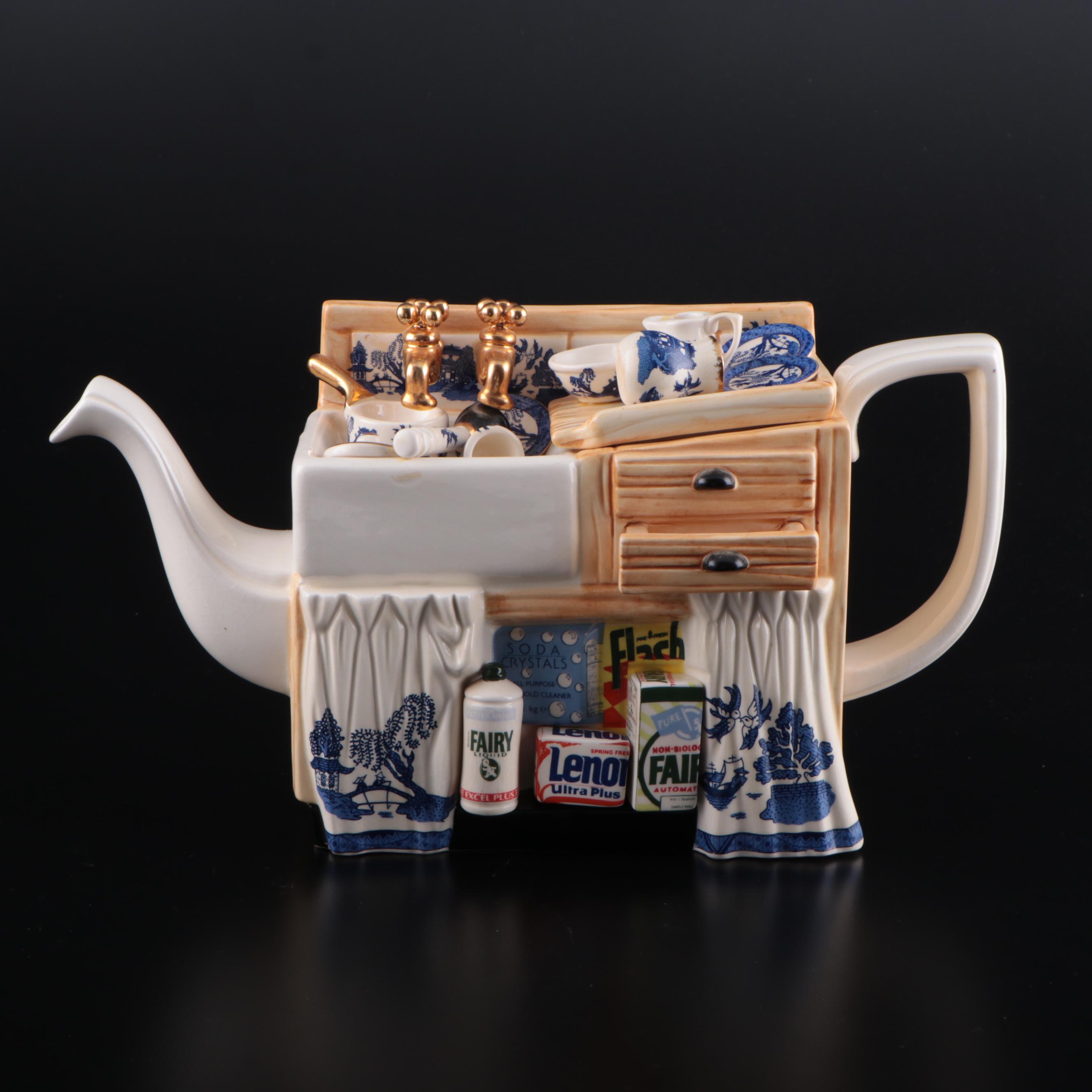 Paul Cardew Blue Willow Kitchen Wash Basin Ceramic Teapot, Late 20th Century