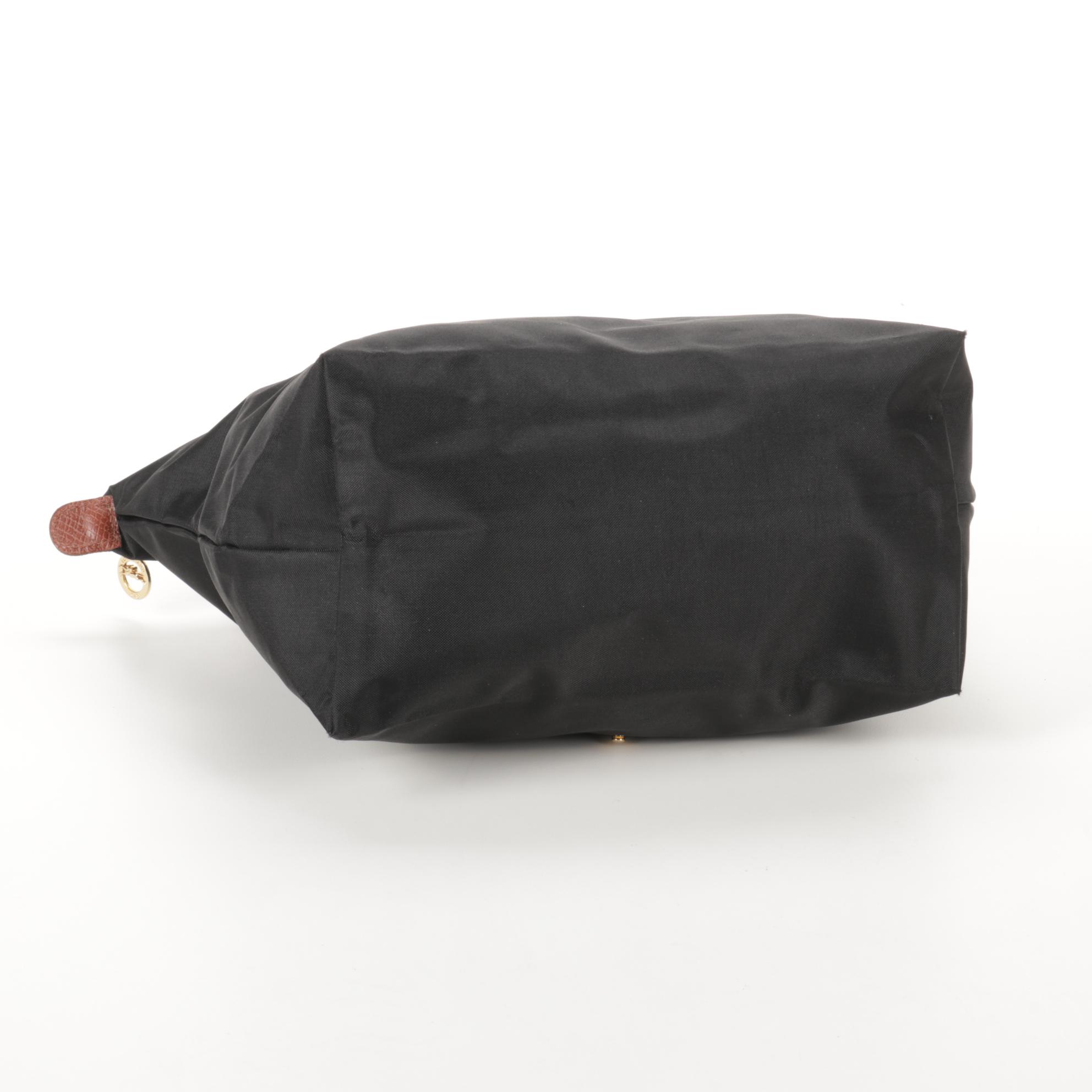Longchamp Le Pliage Medium Tote Bags