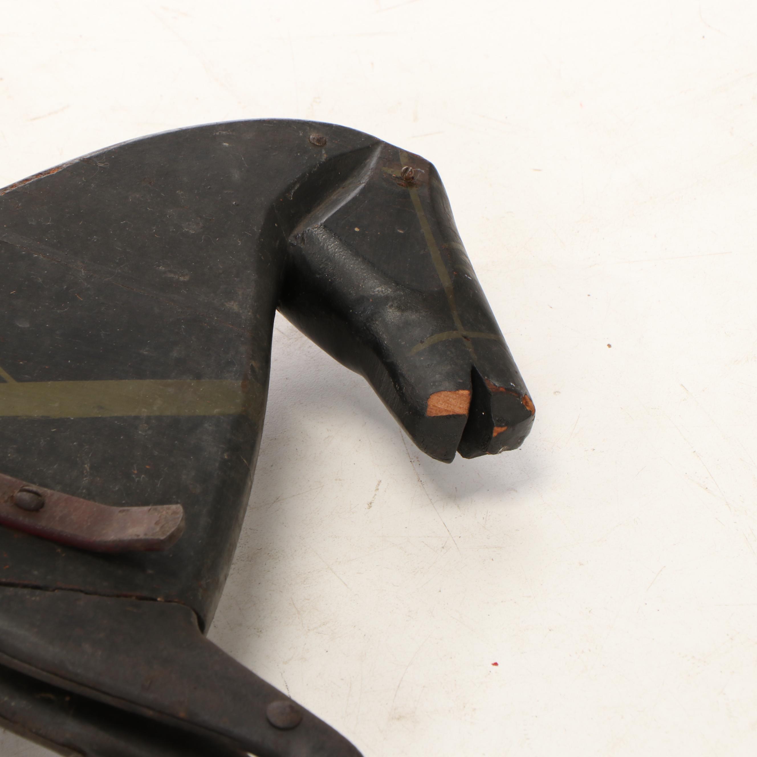 Horse-Drawn Sulky Children's Pedal Toy