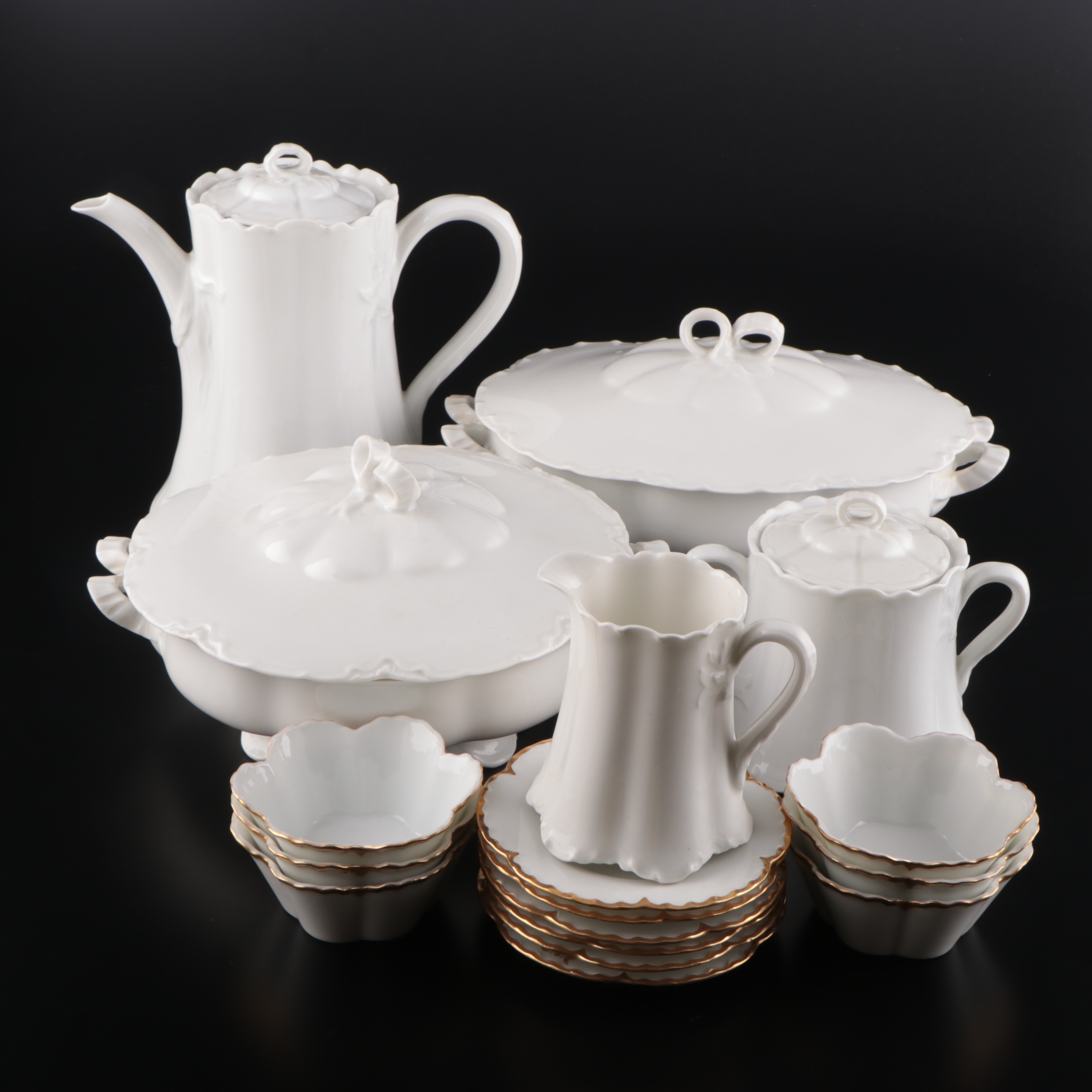 Haviland Gilt-Accented Bone China Dinnerware