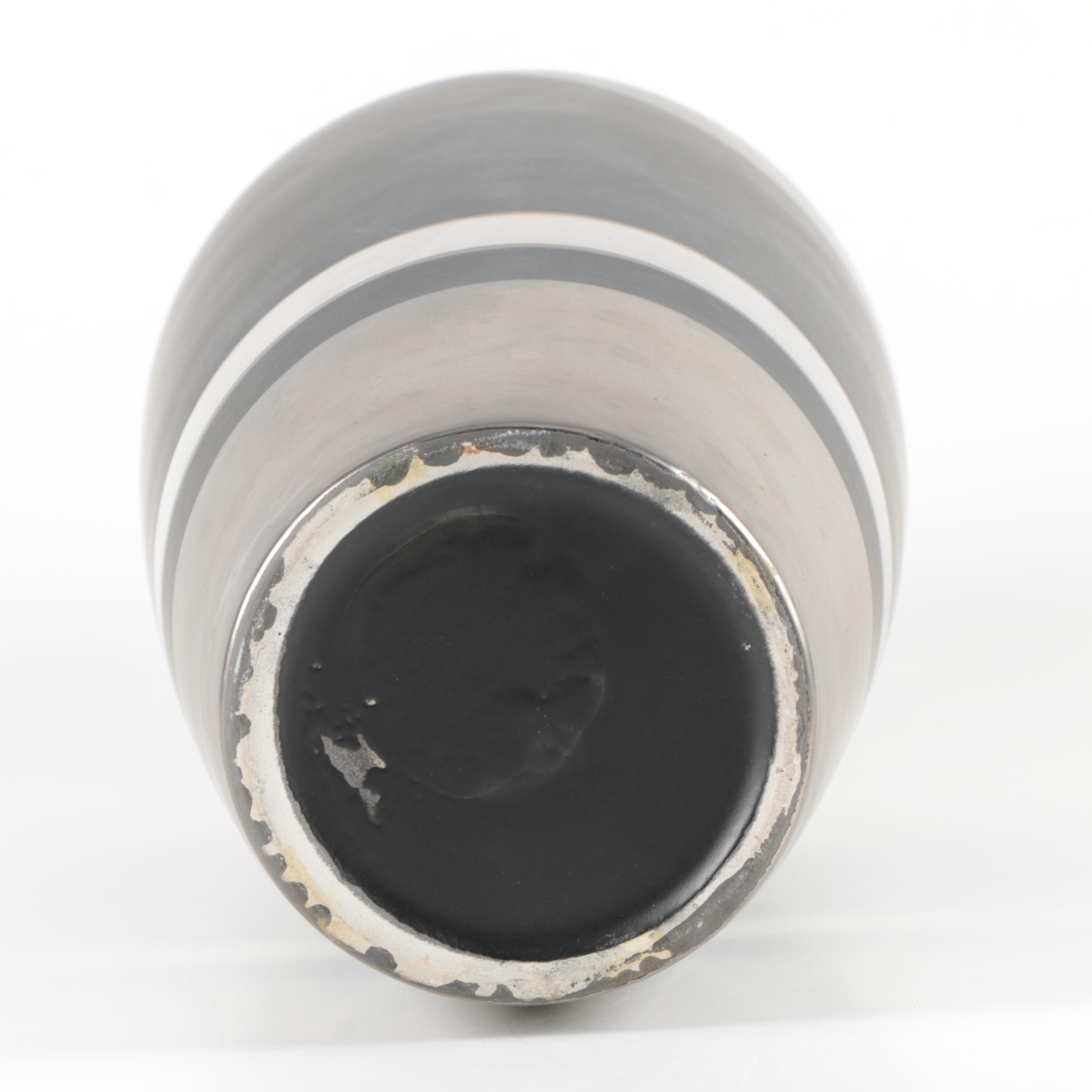 Modernist Style Ceramic Vase and Plate with Acrylic Stand