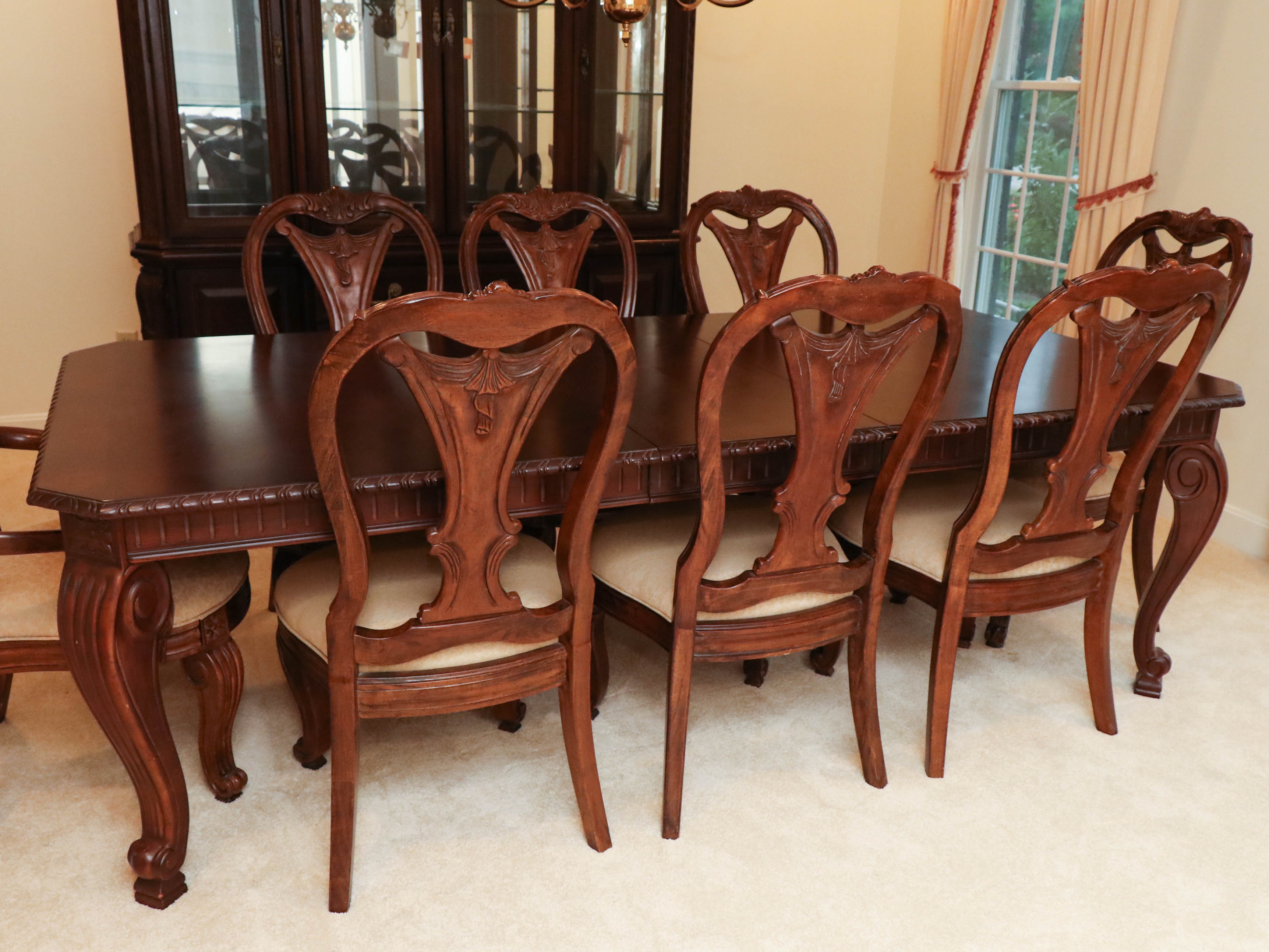 Bernhardt "La Scala" Nine-Piece Cherry Dining Set