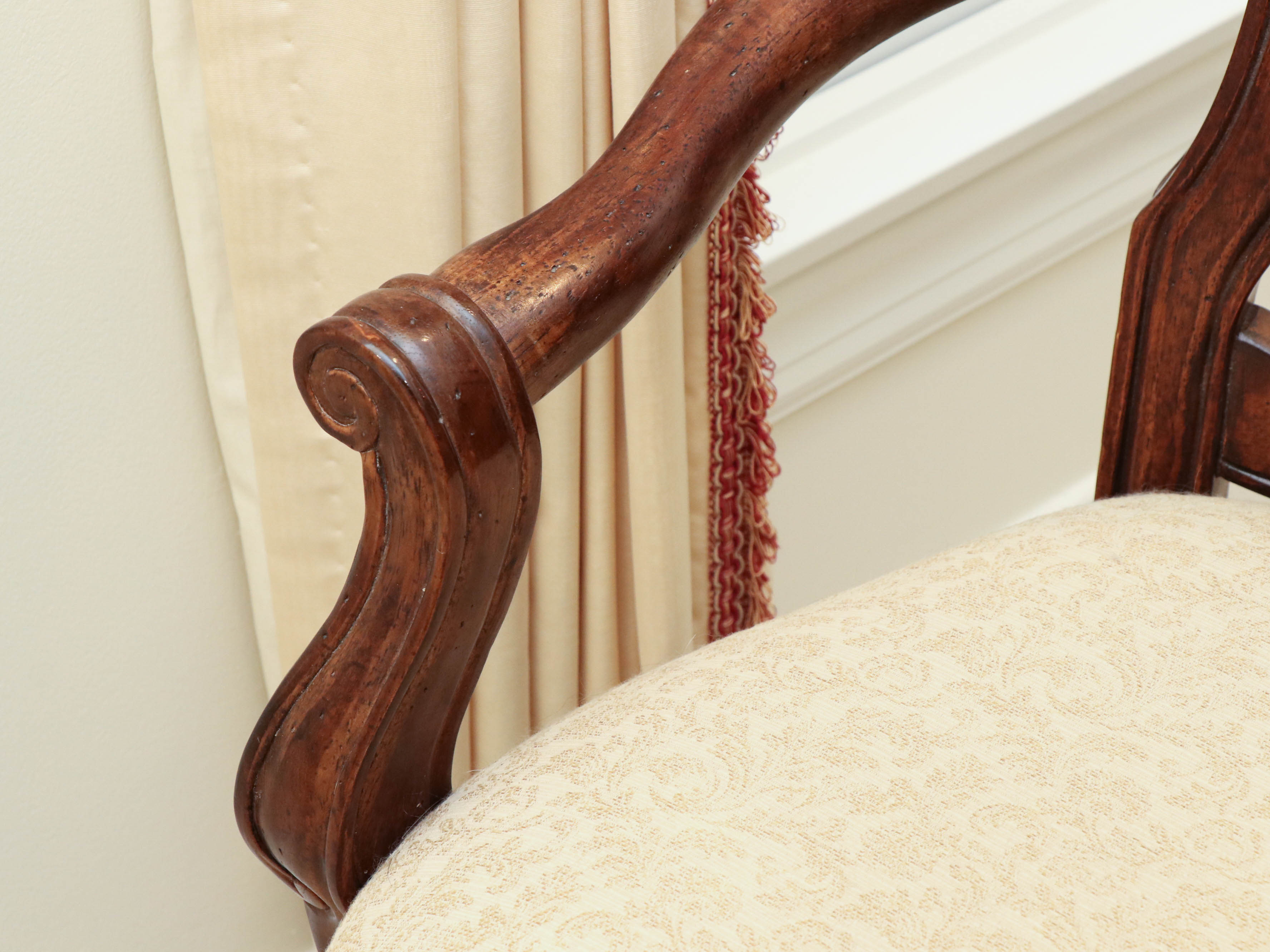 Bernhardt "La Scala" Nine-Piece Cherry Dining Set