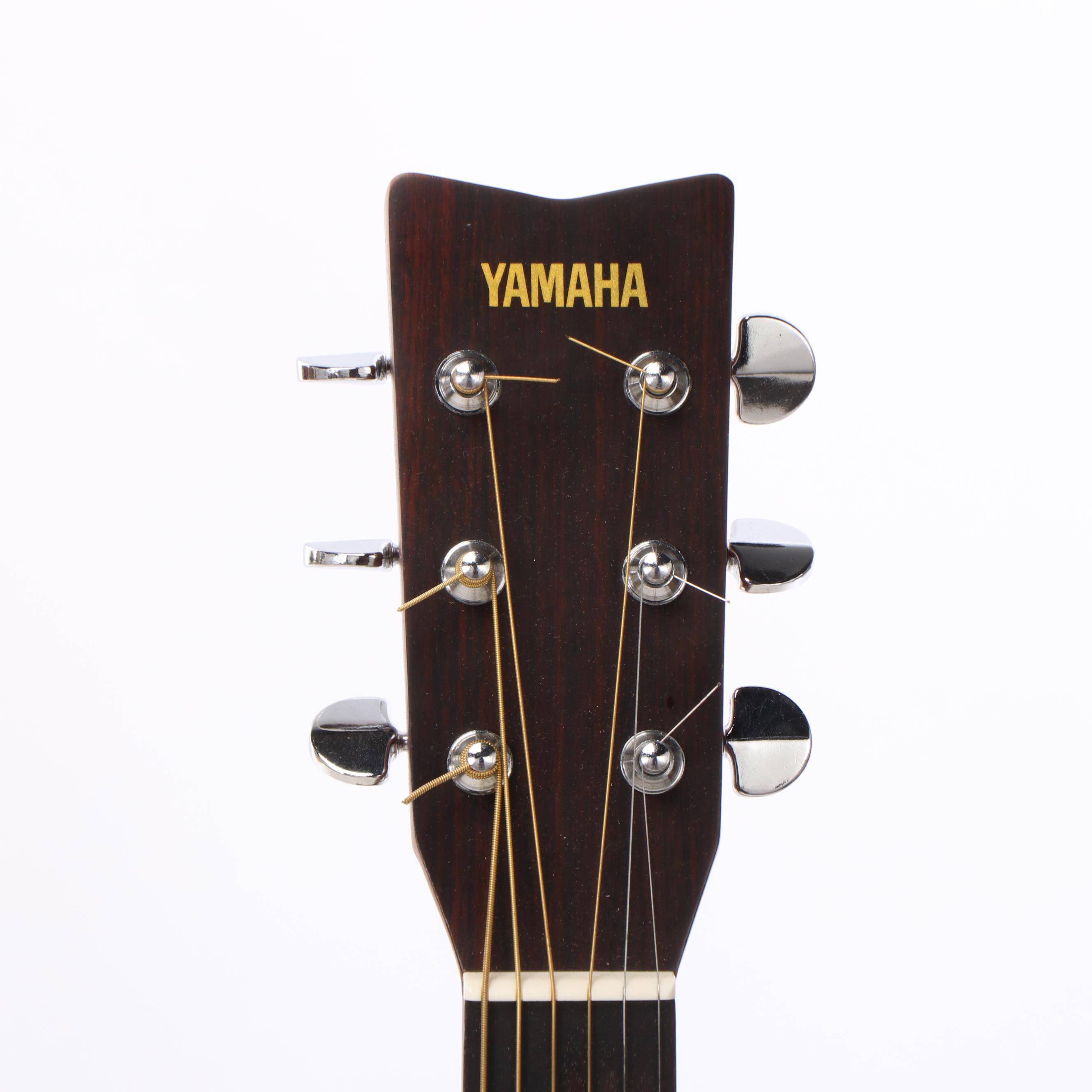 Yamaha Acoustic Dreadnought Guitar