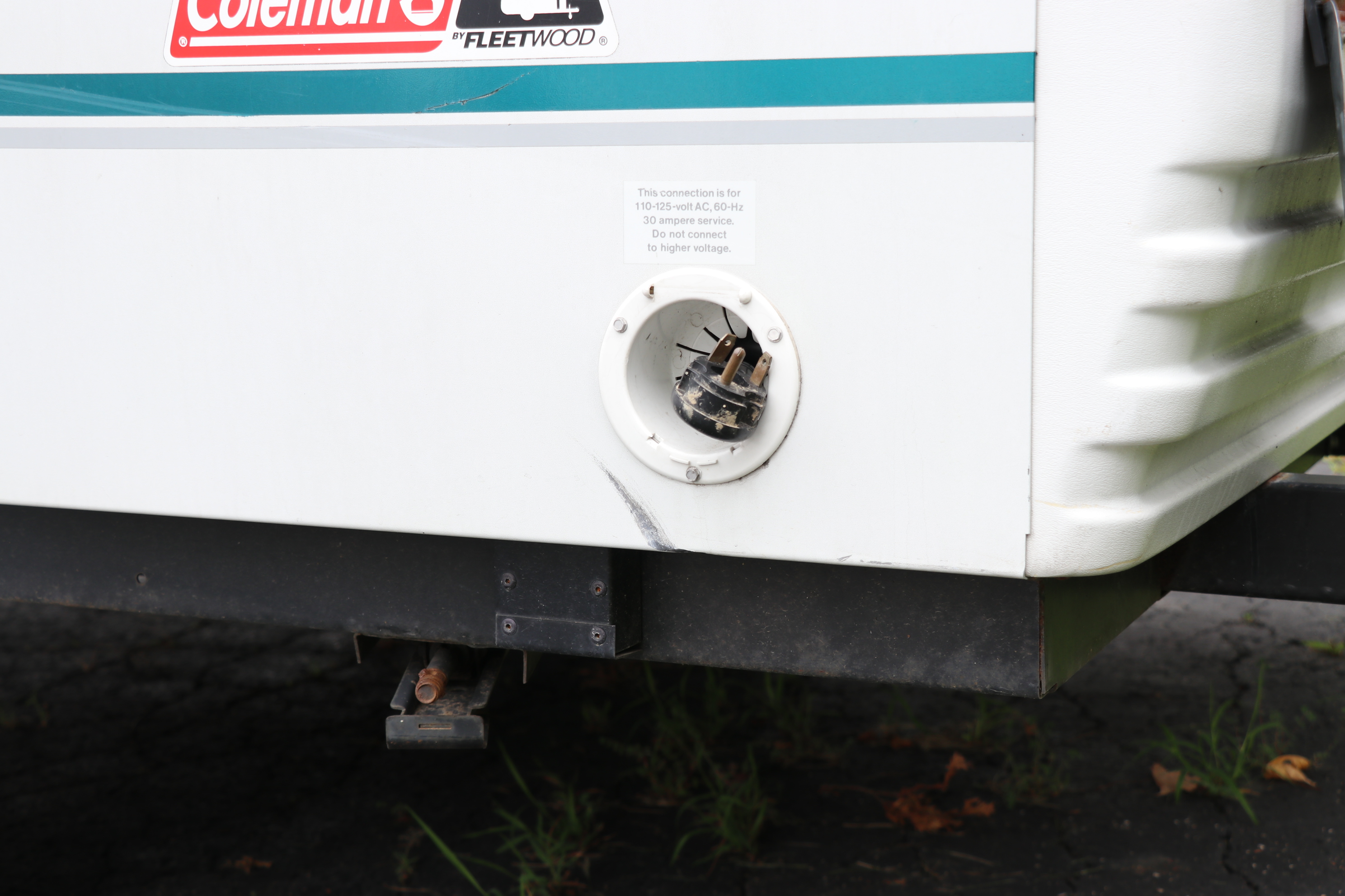 1998 Coleman Fleetwood "Sea Pine" Pop-up Camper