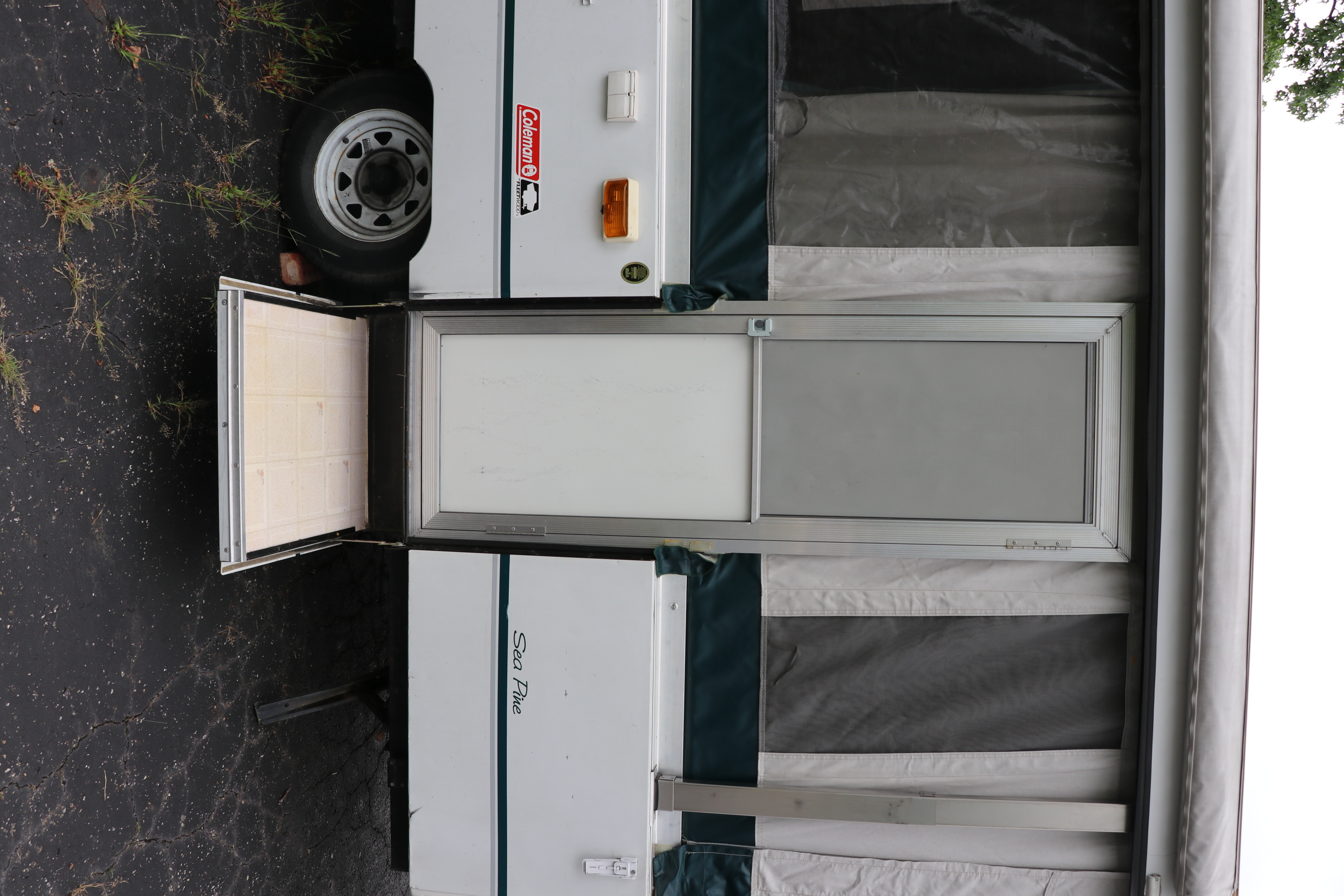 1998 Coleman Fleetwood "Sea Pine" Pop-up Camper