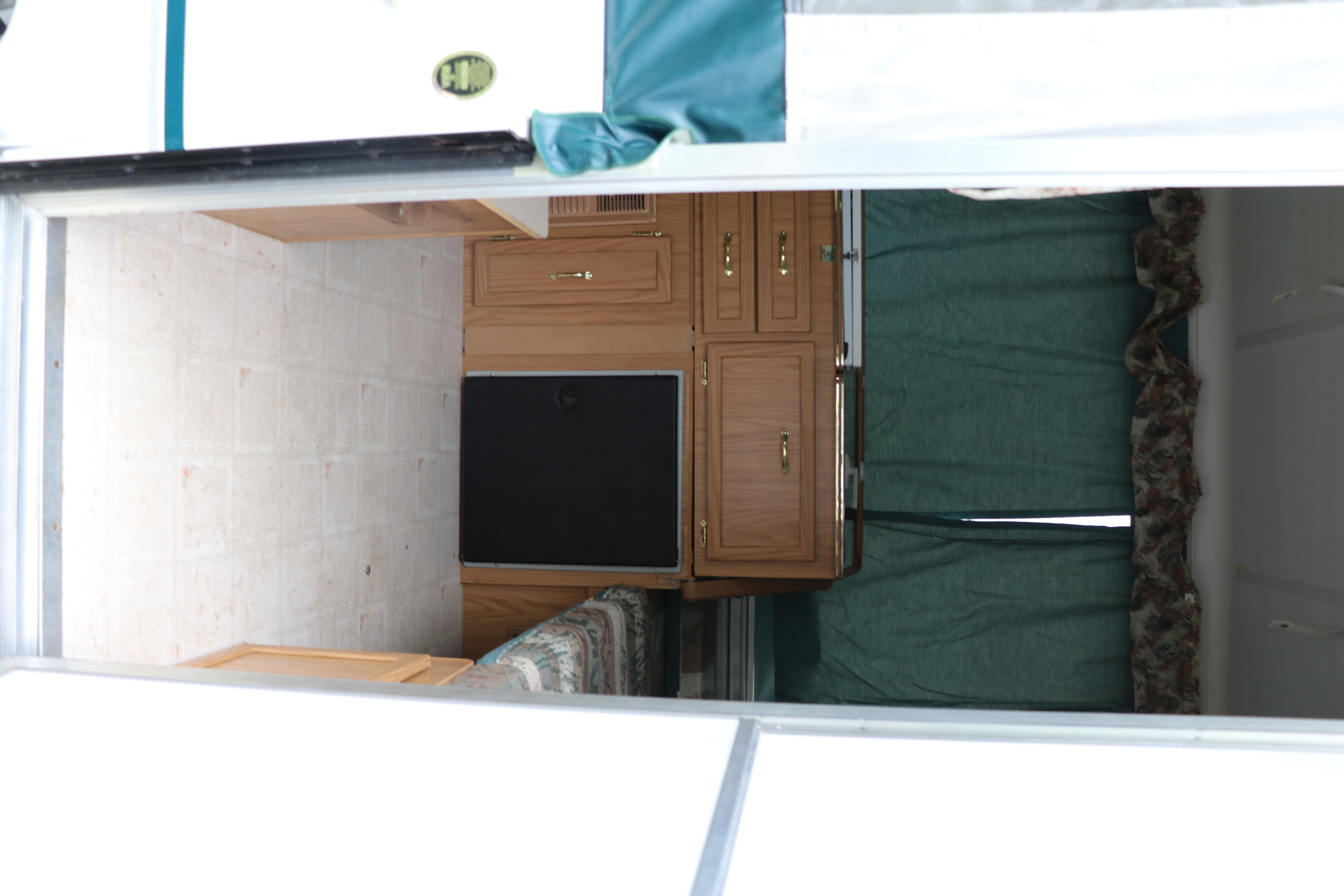 1998 Coleman Fleetwood "Sea Pine" Pop-up Camper