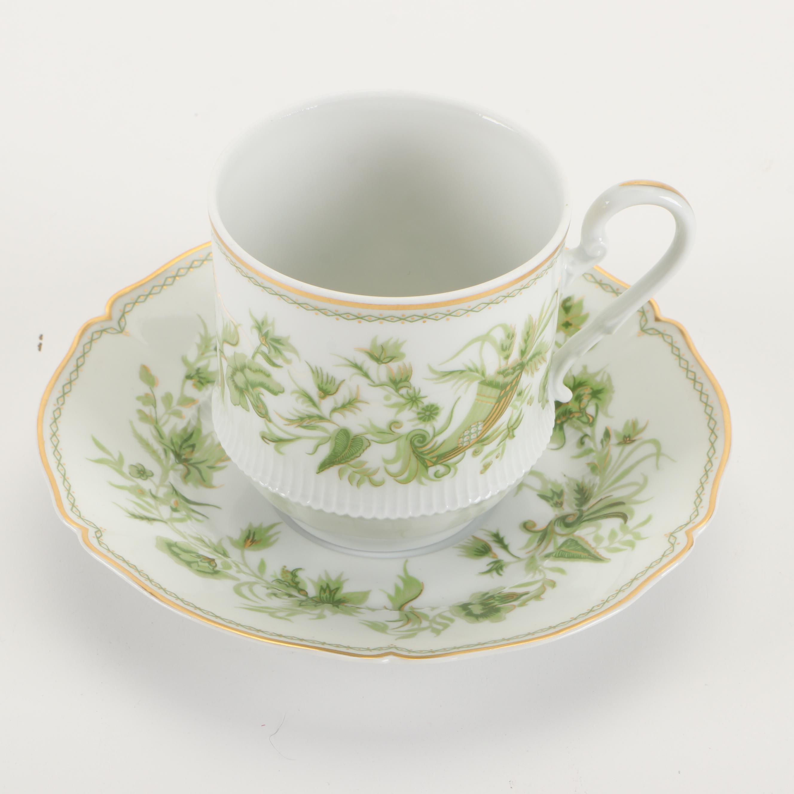 Haviland "Carette" Gold Trimmed Porcelain Dinnerware, Late 20th Century