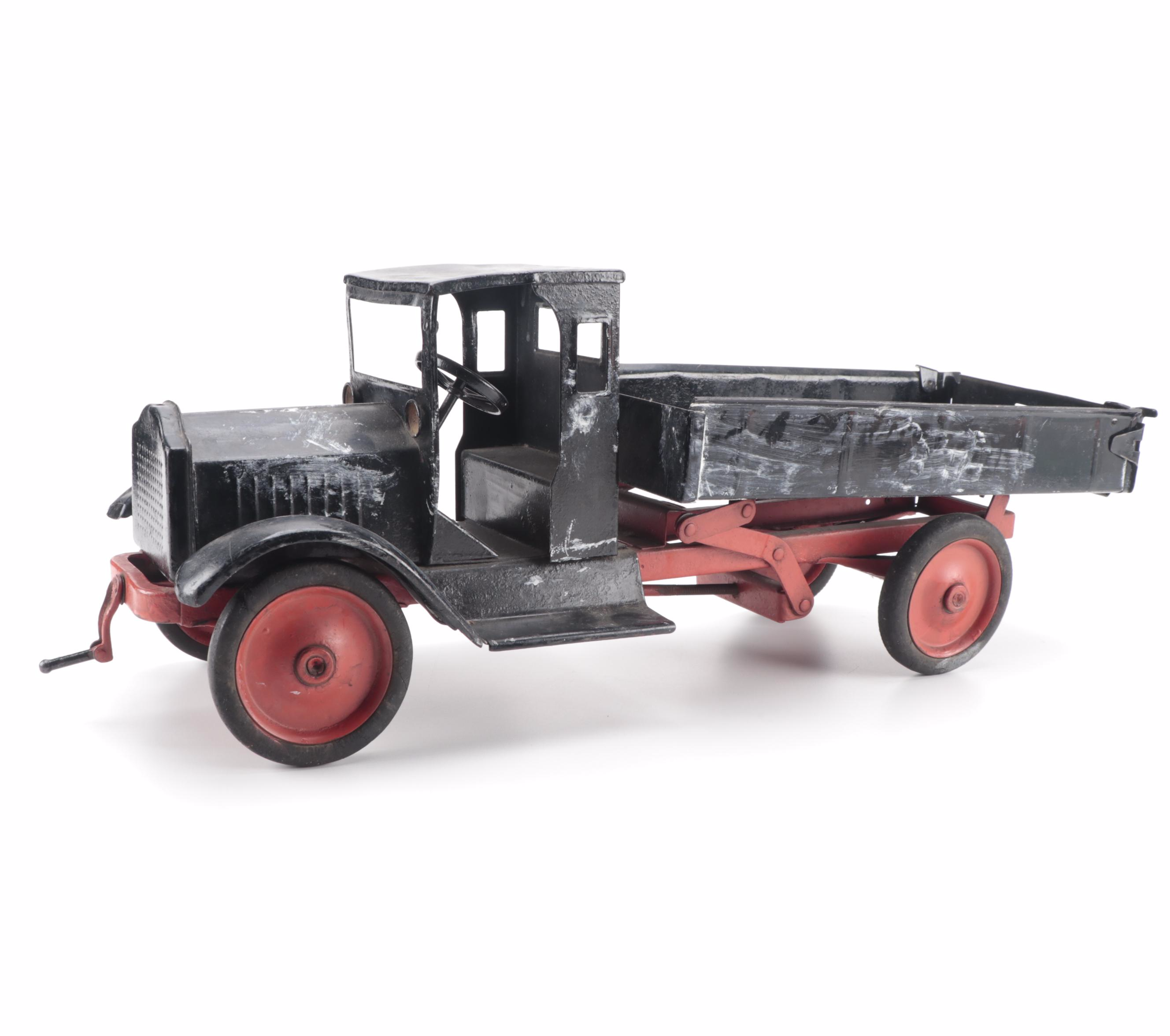 Keystone Pressed Steel Packard Dump Truck