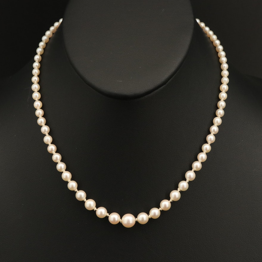 Graduated Pearl Necklace with 18K and Platinum Diamond Clasp