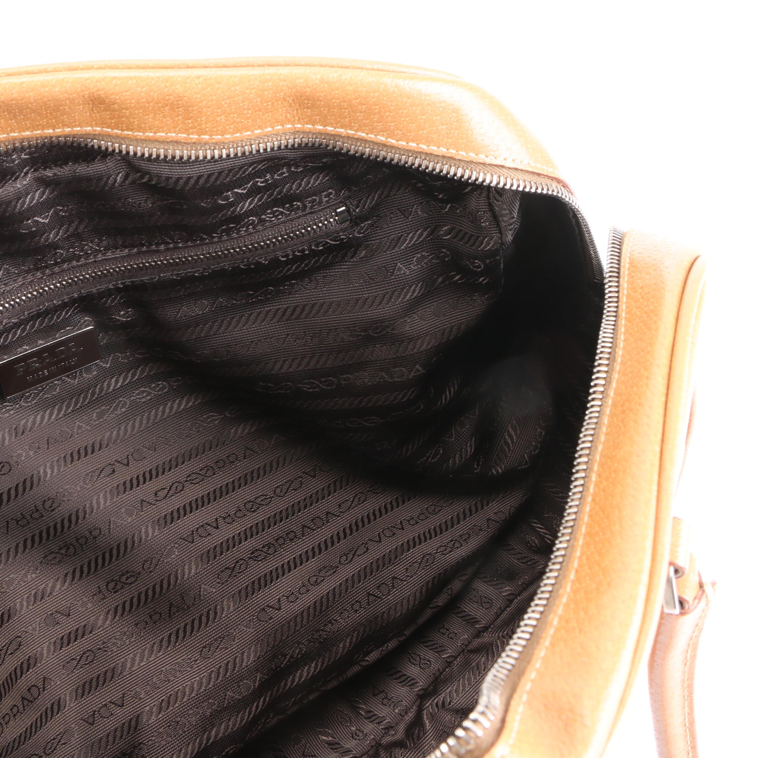 Prada Shoulder Bag in Leather with Padlock