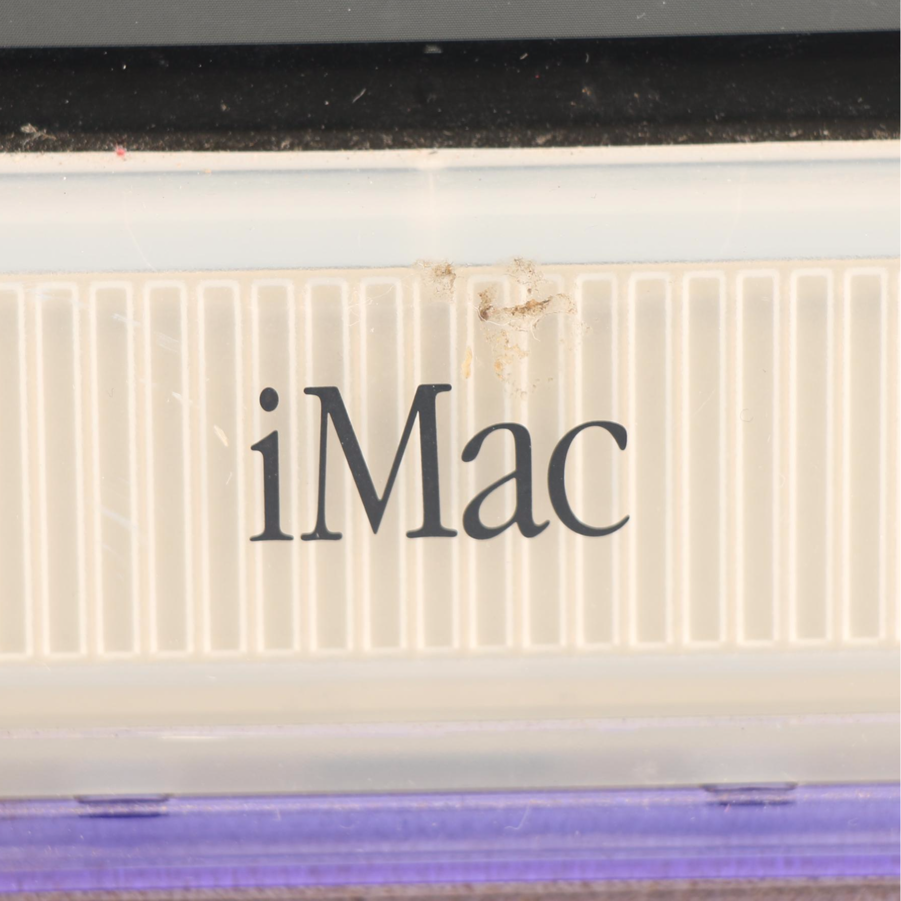 Apple iMac G3 400 DV Slot Loading Grape Desktop Computer, 1999