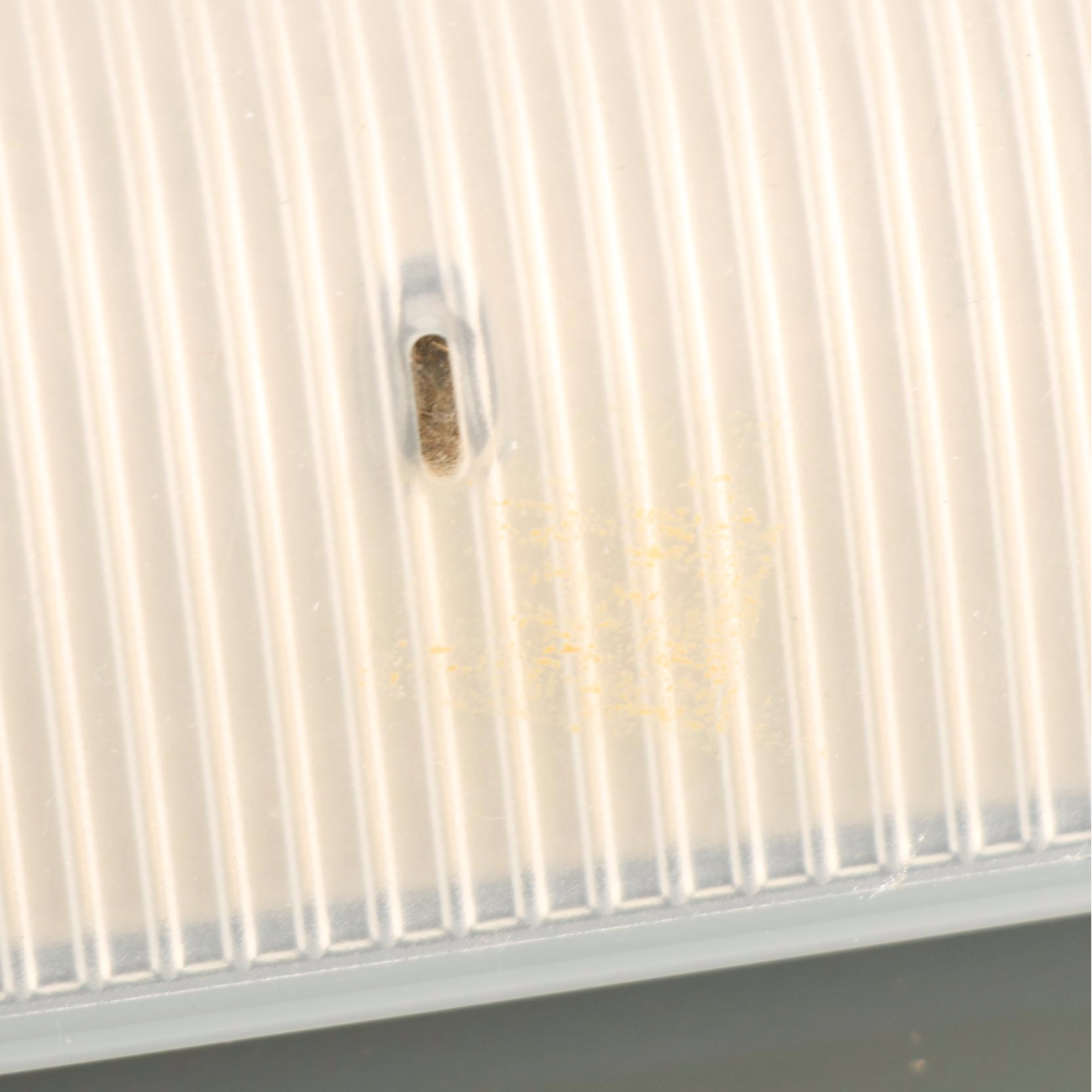 Apple iMac G3 400 DV Slot Loading Grape Desktop Computer, 1999