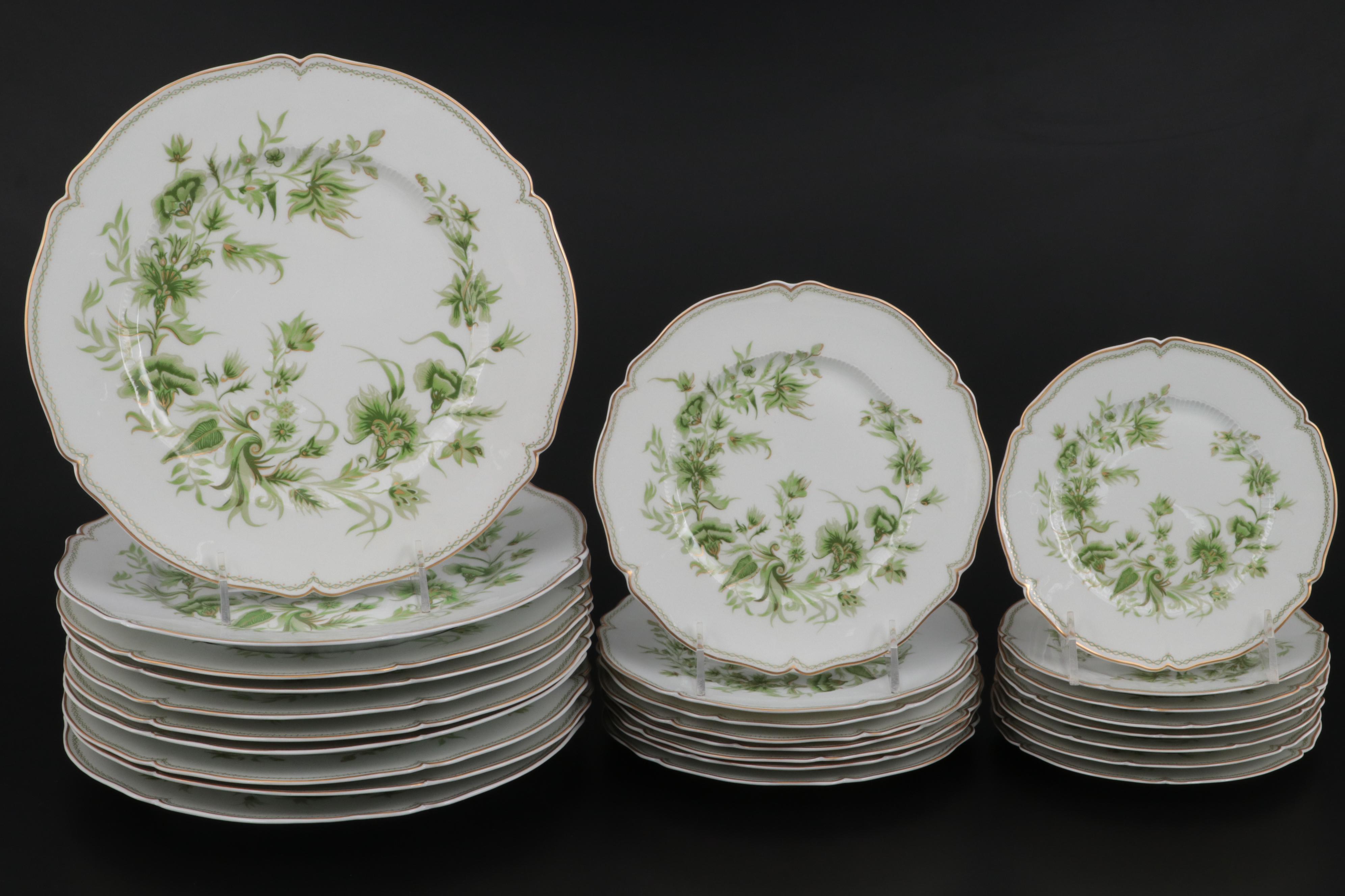 Haviland "Carette" Gold Trimmed Porcelain Dinnerware, Late 20th Century
