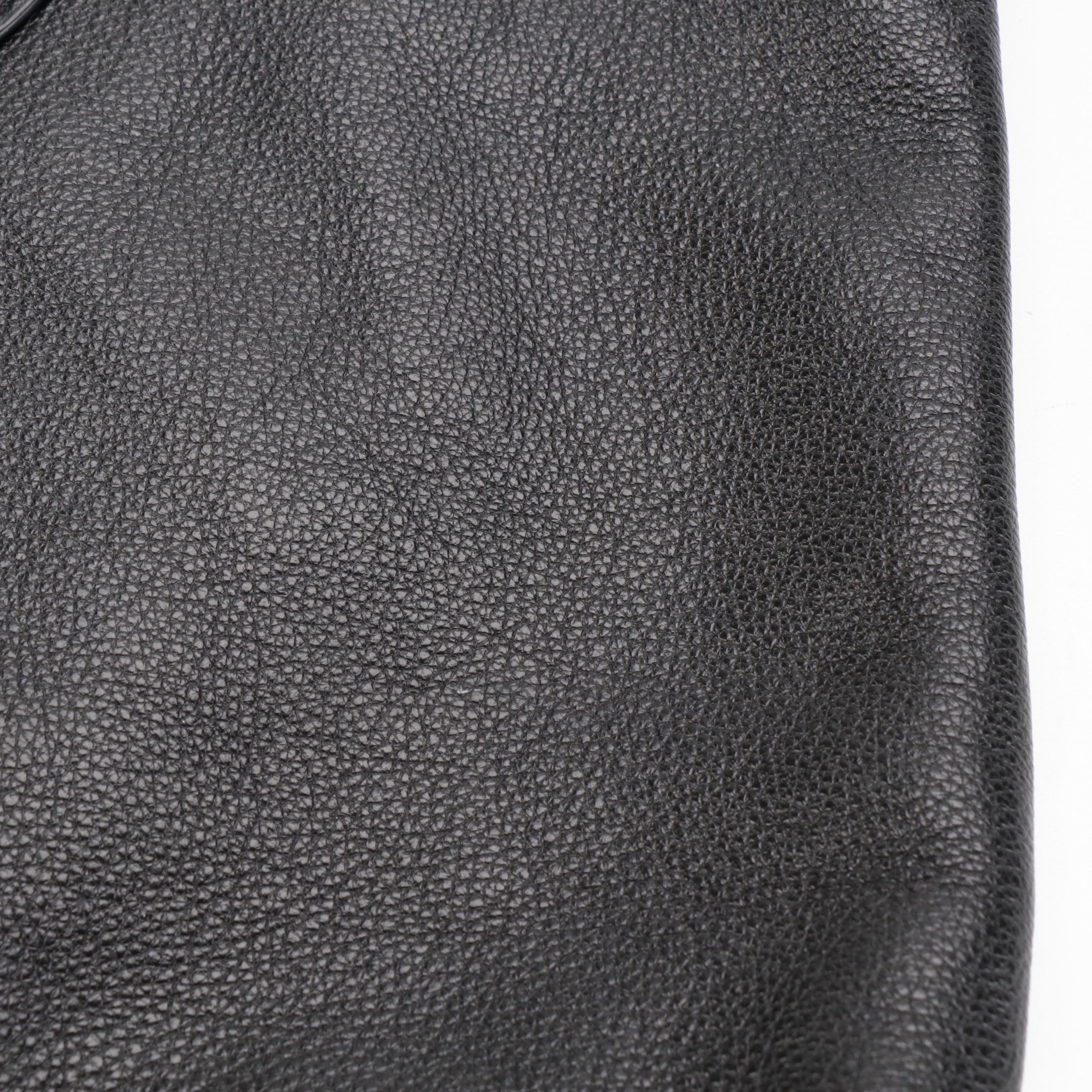 Tory Burch Shoulder Bag with Chain Link Handles in Black Leather