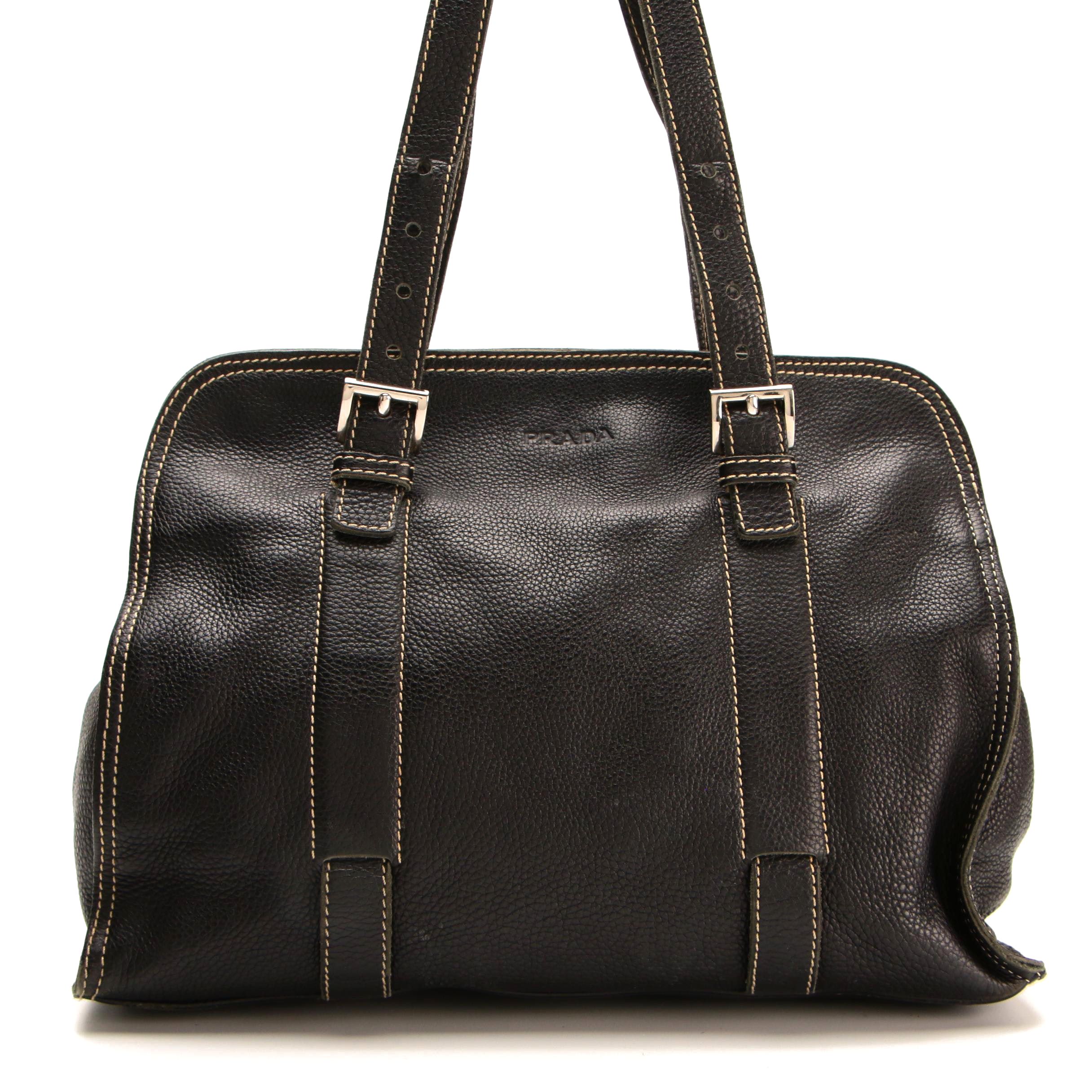 Prada Shoulder Bag in Black Daino Leather with Contrasting Topstitching