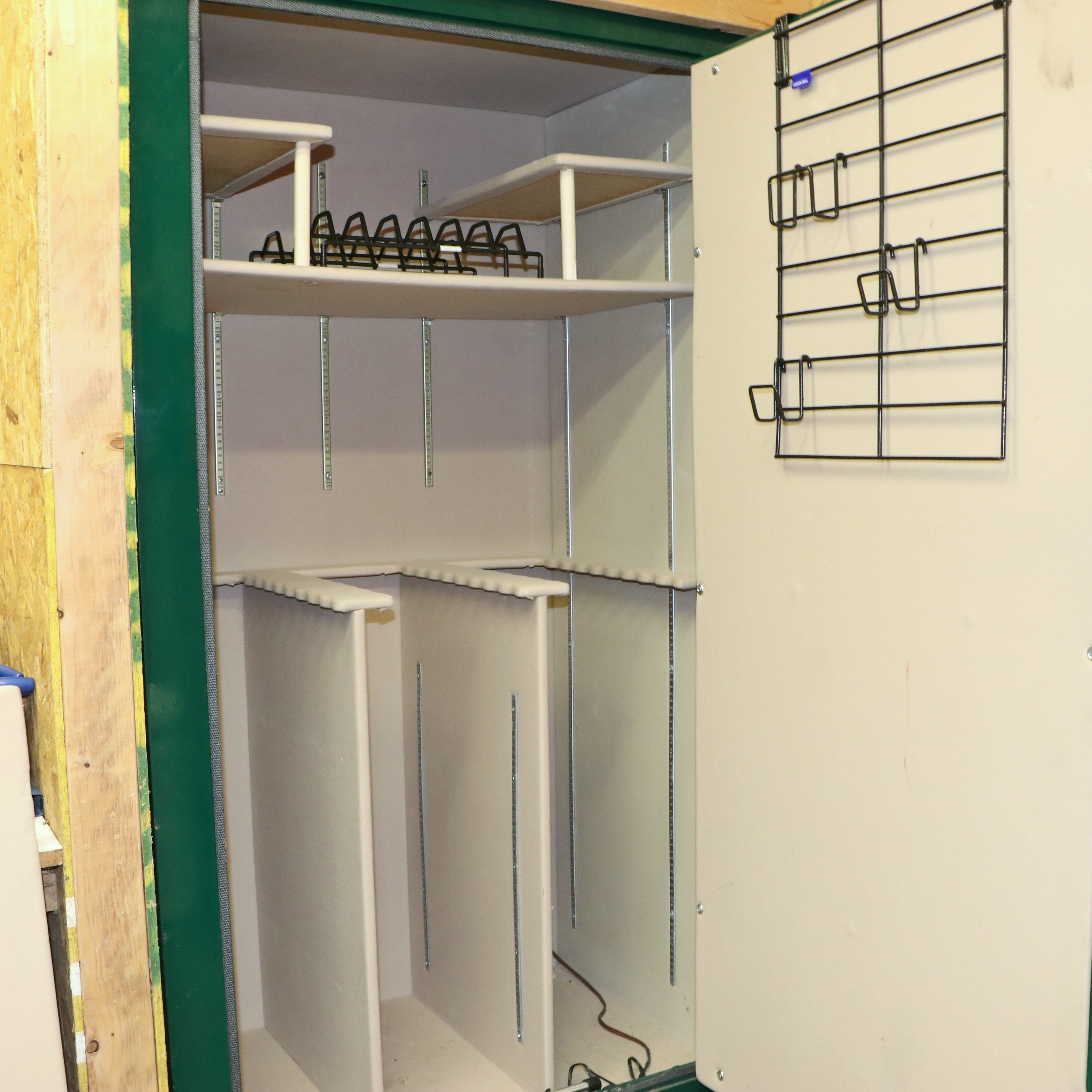 RedHead 9L60 Fire-Resistant Long Gun Safe with La Gard Digital Electronic Lock