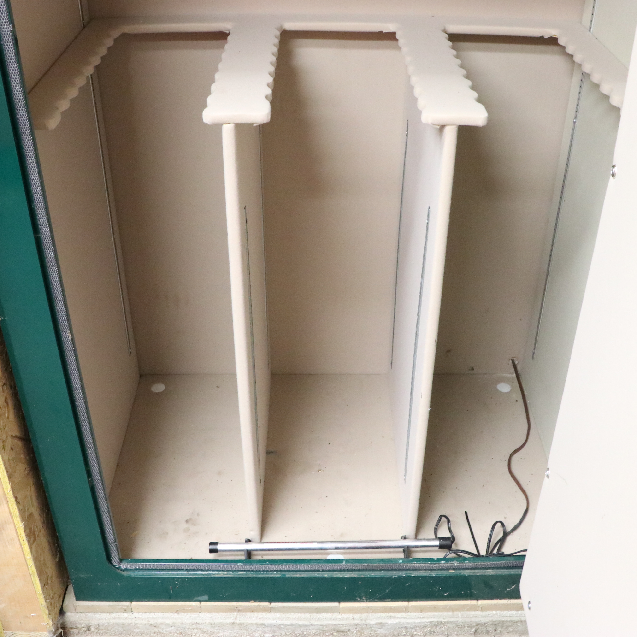 RedHead 9L60 Fire-Resistant Long Gun Safe with La Gard Digital Electronic Lock