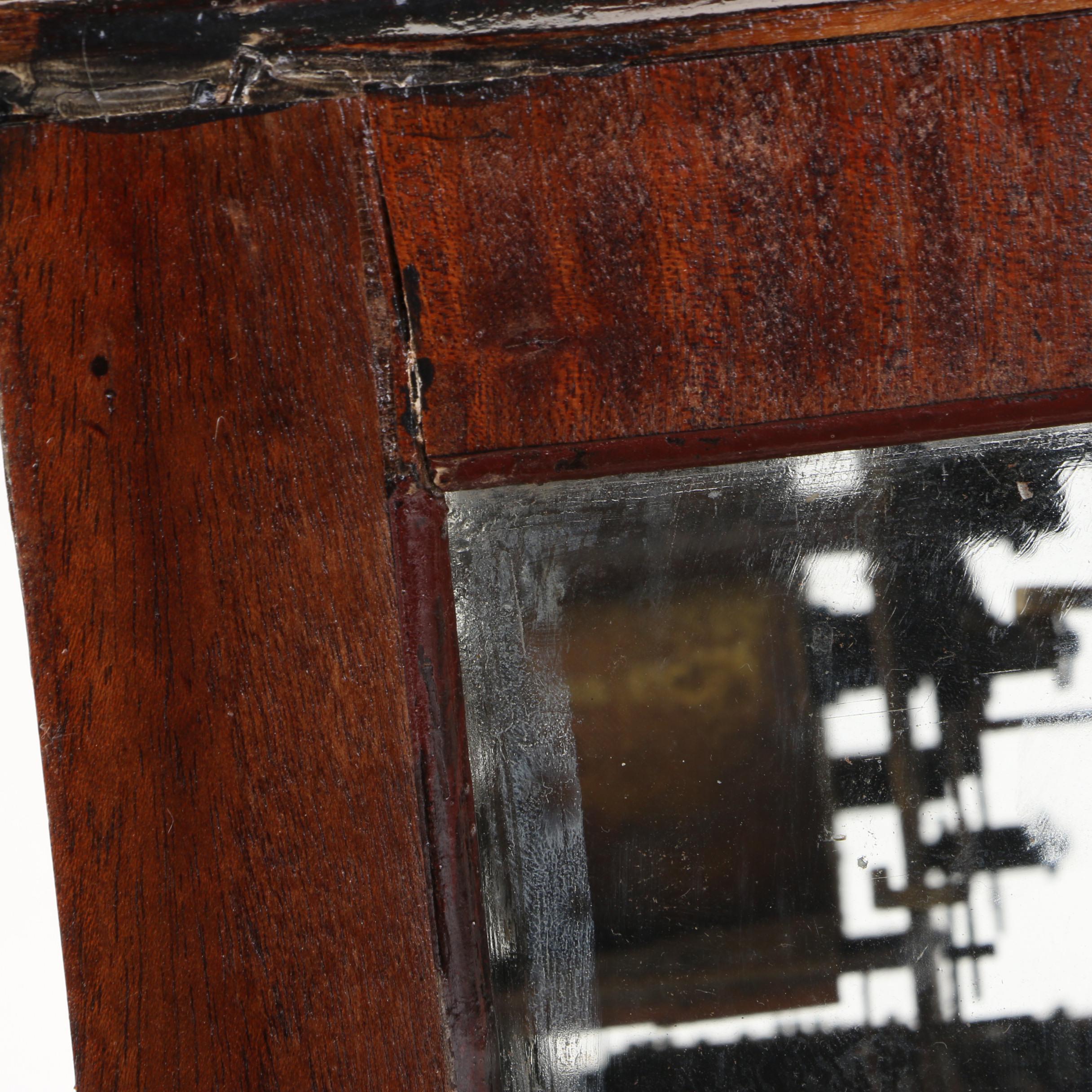 Seth Thomas Clock Co. Mahogany Mantle Clock, Early 20th Century