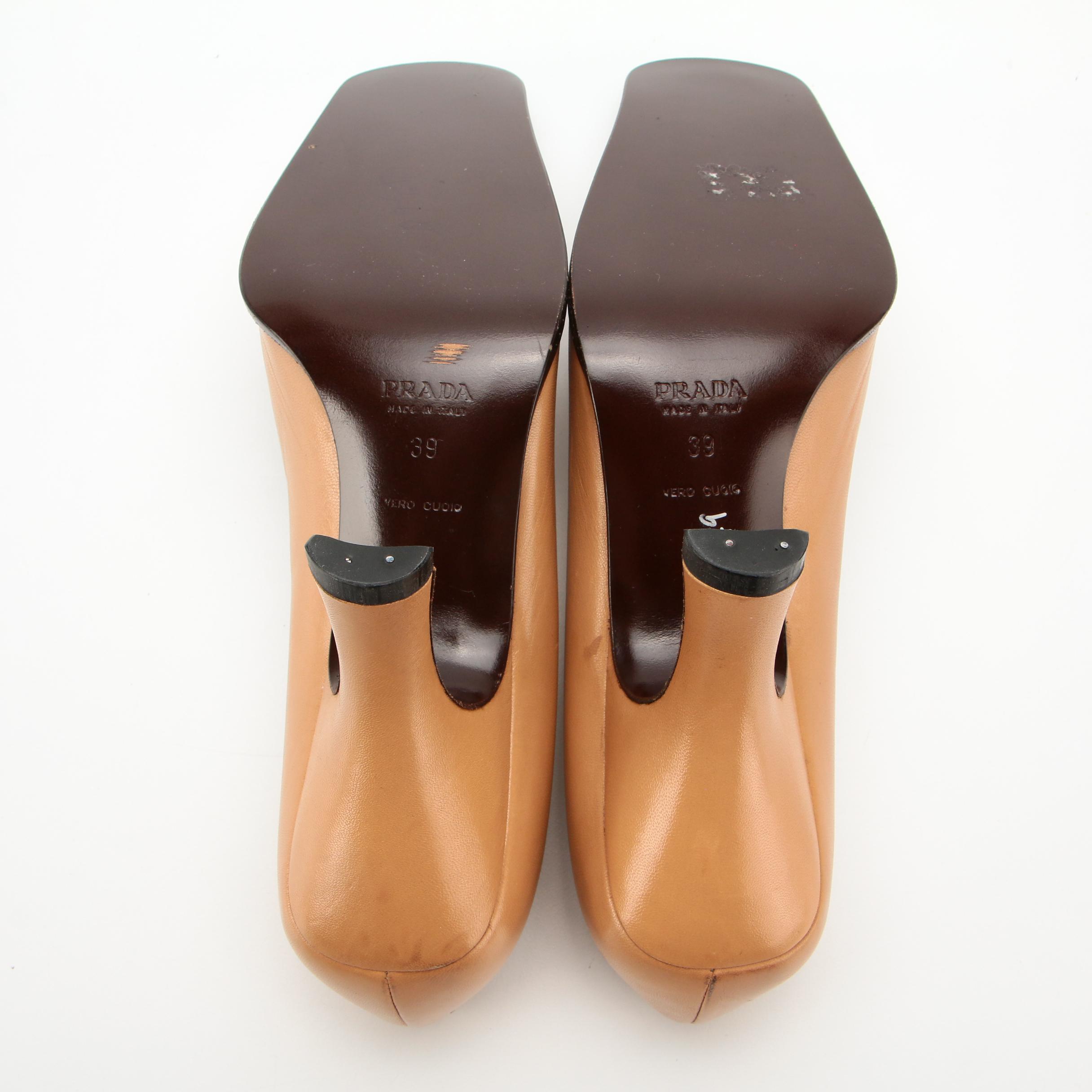 Prada Bicolor Topstitched Leather Rosette Square Toe Pumps with Box