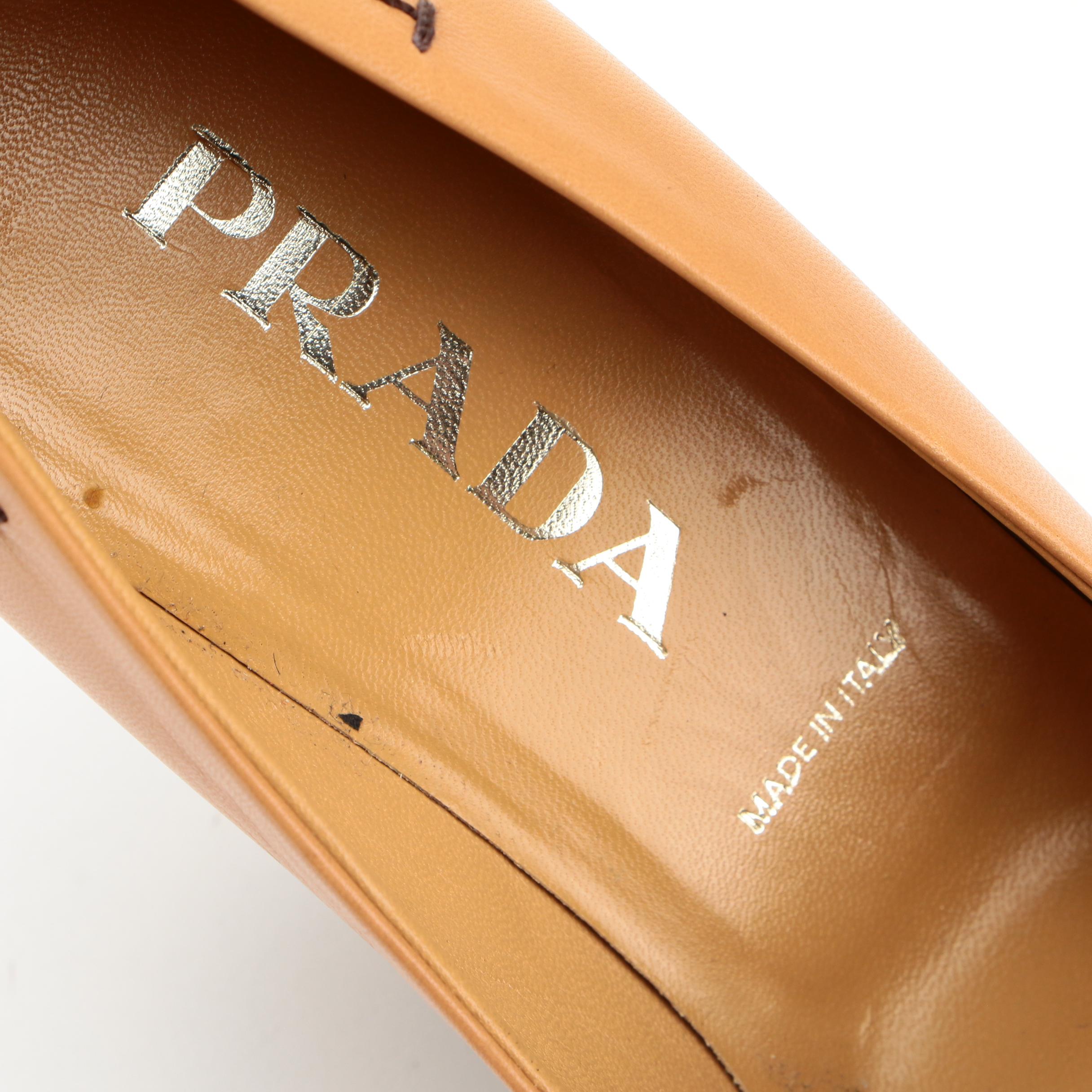 Prada Bicolor Topstitched Leather Rosette Square Toe Pumps with Box