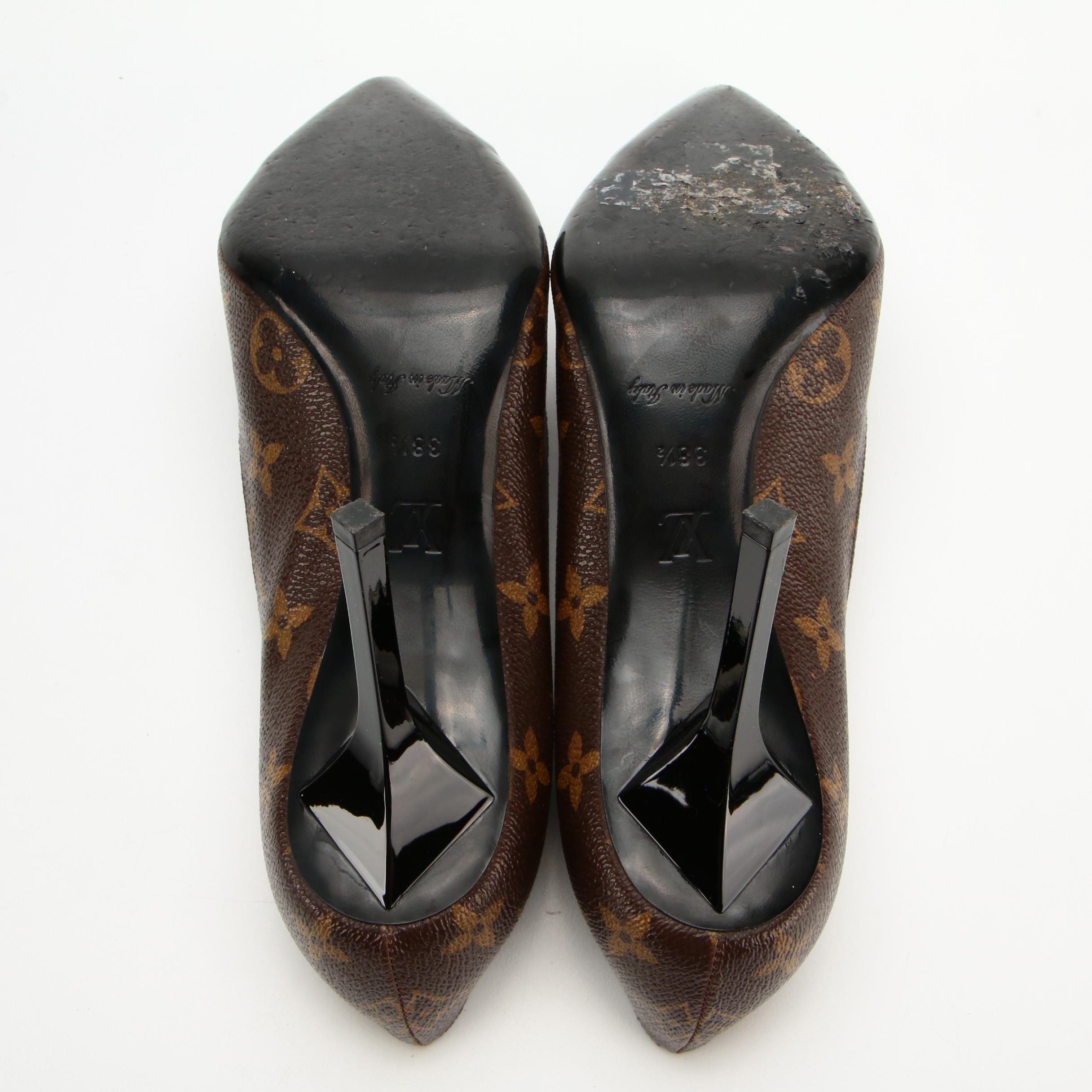 Louis Vuitton Fetish Pumps in Monogram Canvas and Black Patent Leather with Box