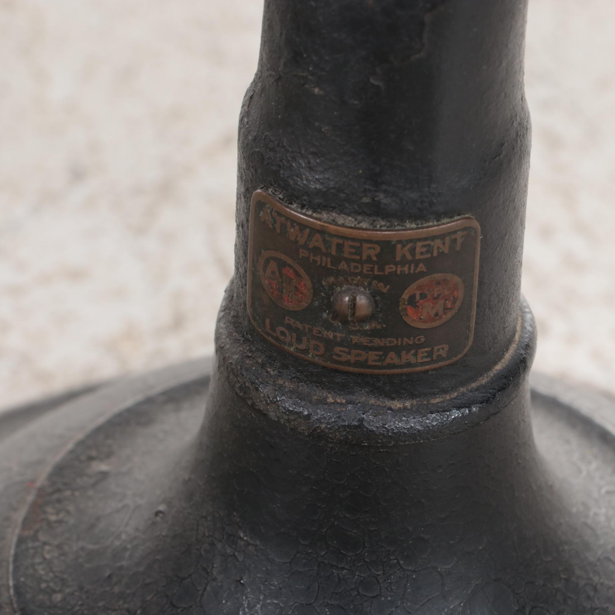 Simpli-Dyne Five-Tube Radio Receiver and Atwater Kent Horn Speaker, Early 20th C