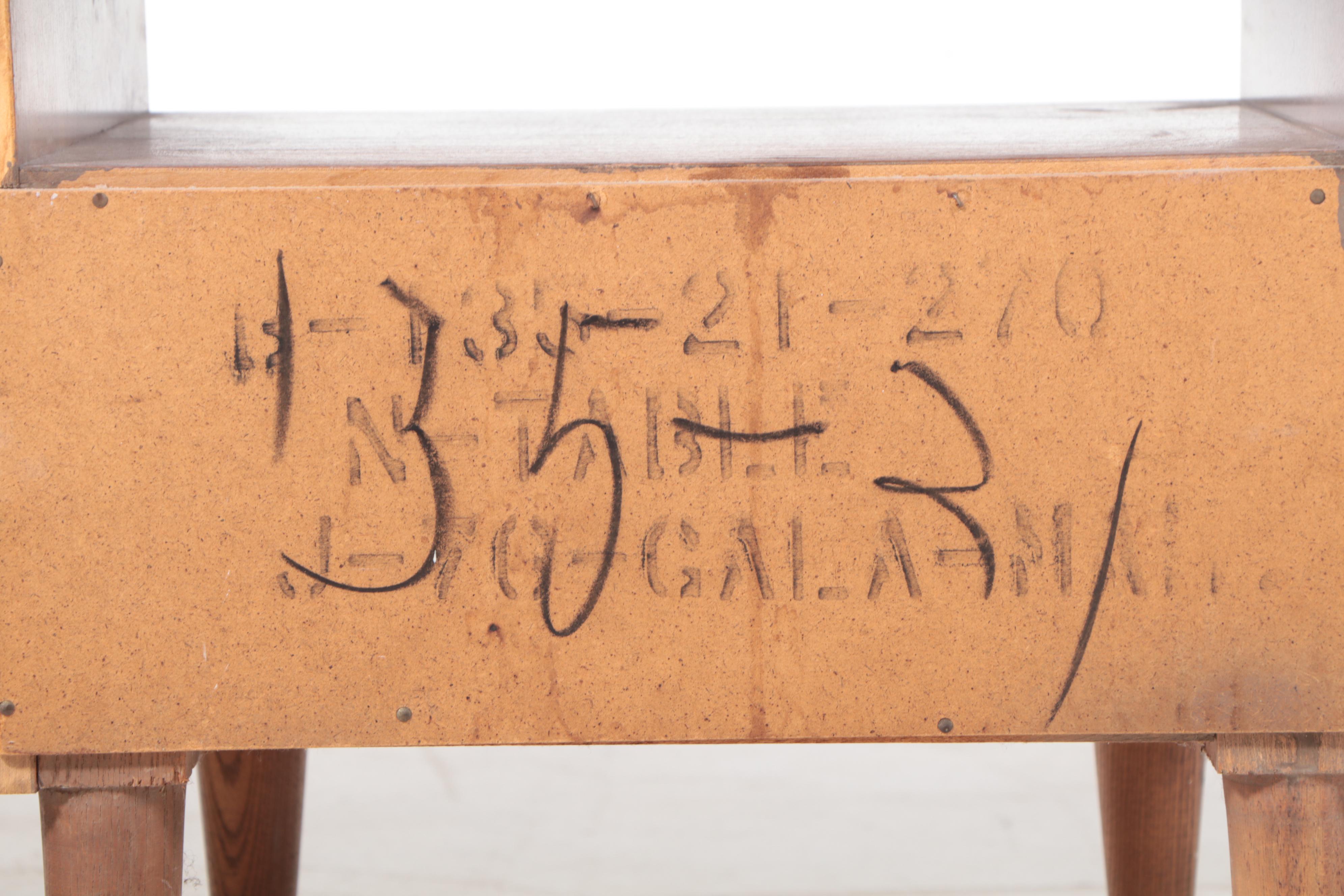 Bassett "Gala" Mid Century Modern Mahogany Six-Drawer Dresser and Nightstand