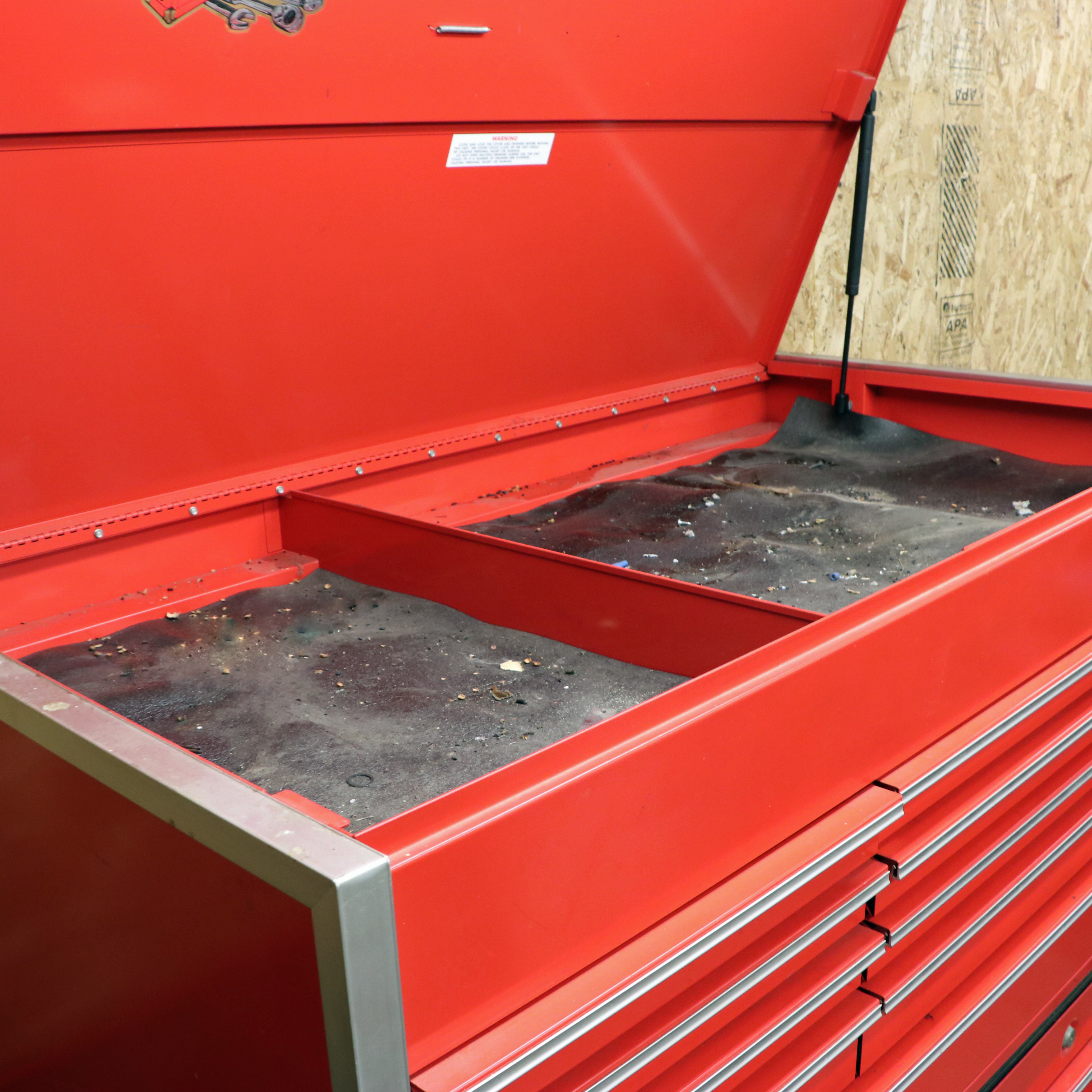 Snap-on Locking 9-Drawer Flip Top Tool Chest