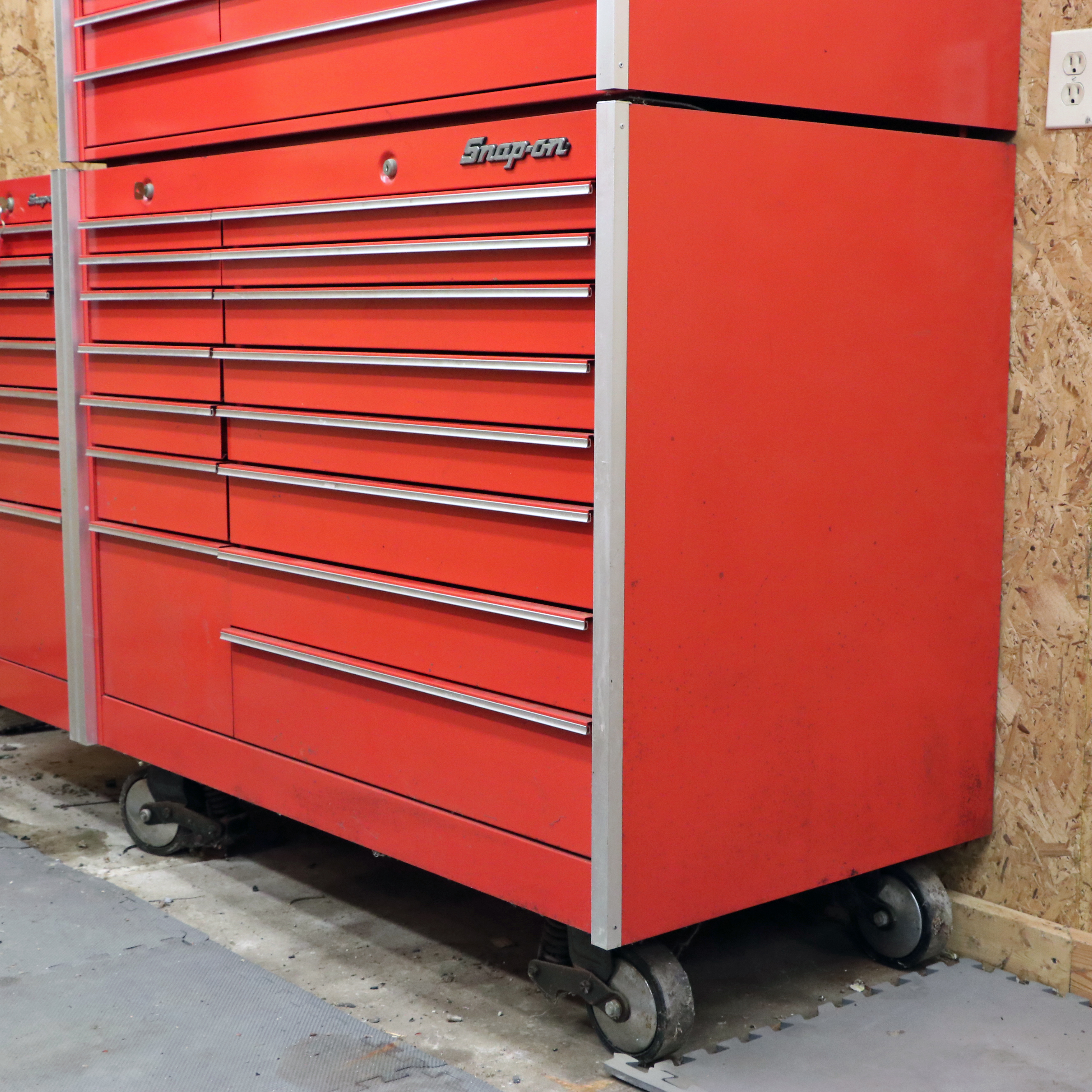 Snap-on 15-Drawer Tool Chest on Casters with Craftsman Wrenches and Other Tools