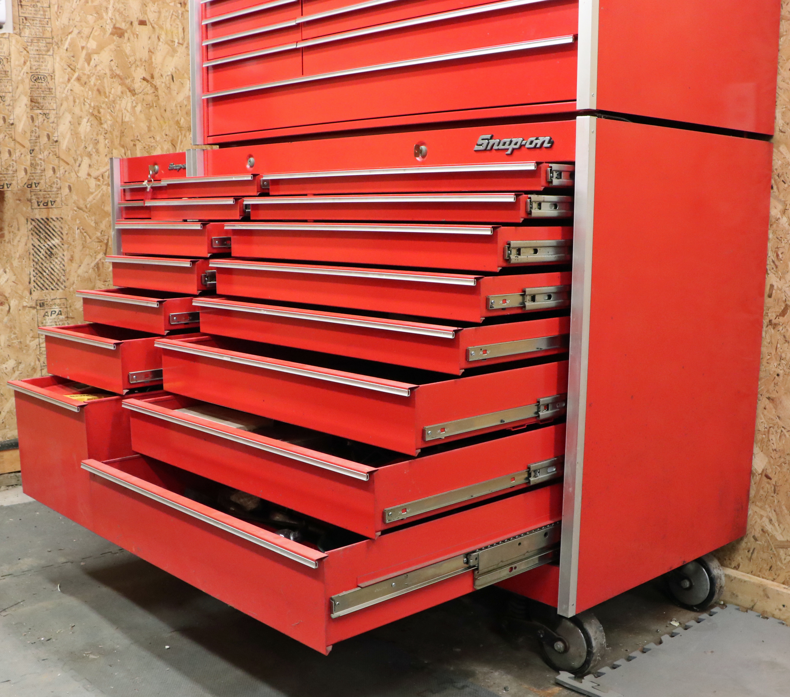 Snap-on 15-Drawer Tool Chest on Casters with Craftsman Wrenches and Other Tools