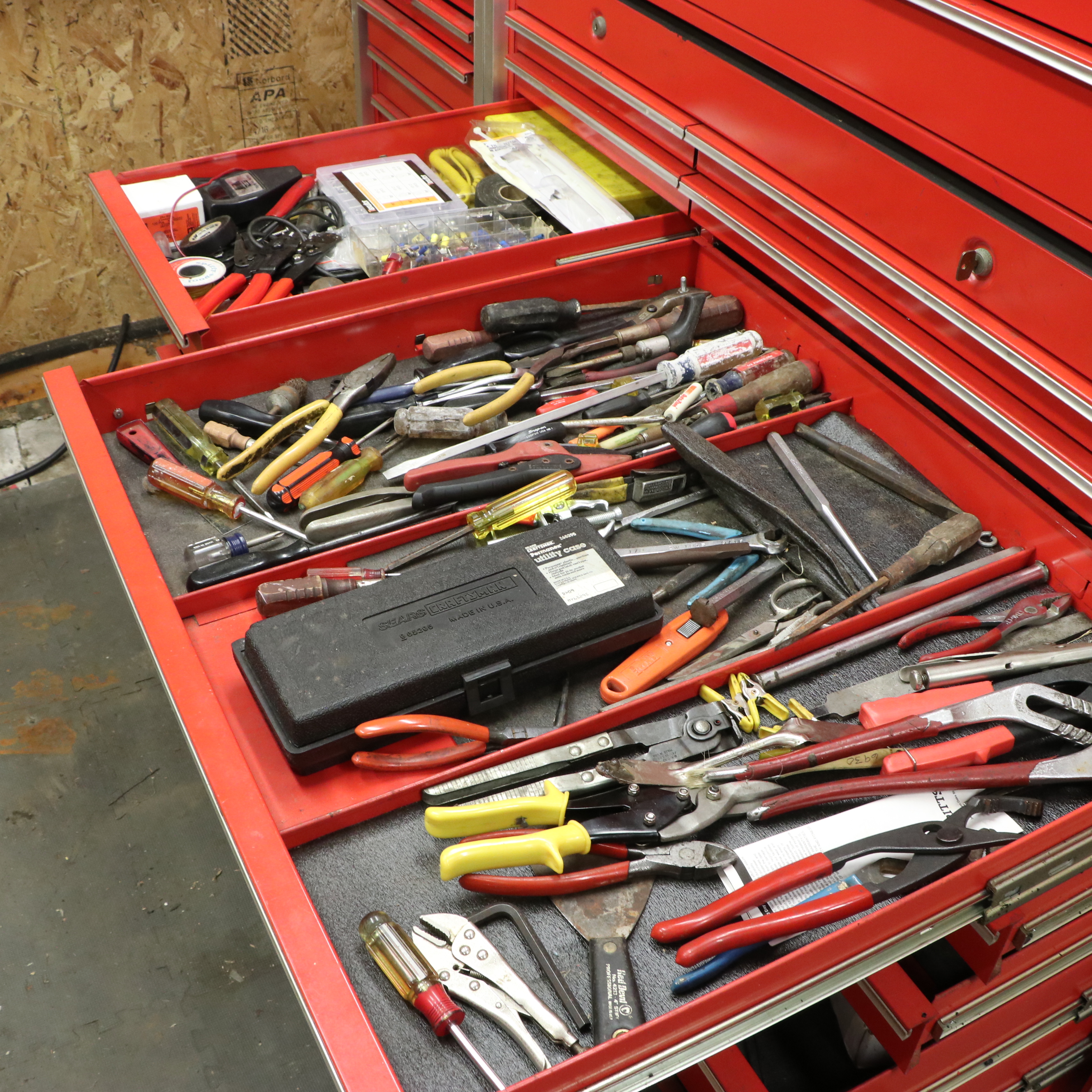 Snap-on 15-Drawer Tool Chest on Casters with Craftsman Wrenches and Other Tools