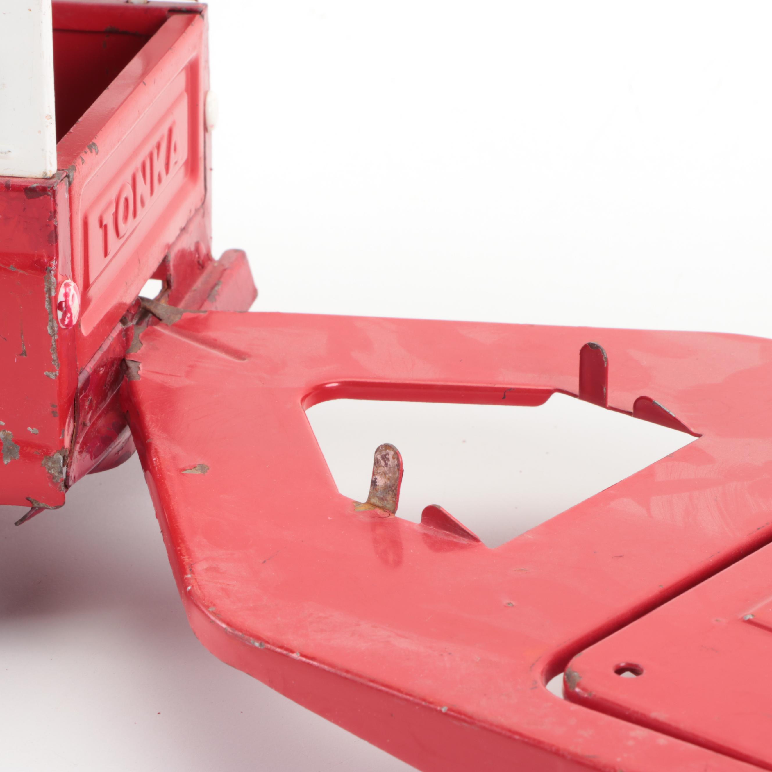 Tonka Fisherman and Sportsman Pickup Trucks with Toppers and Sandloader, 1960s