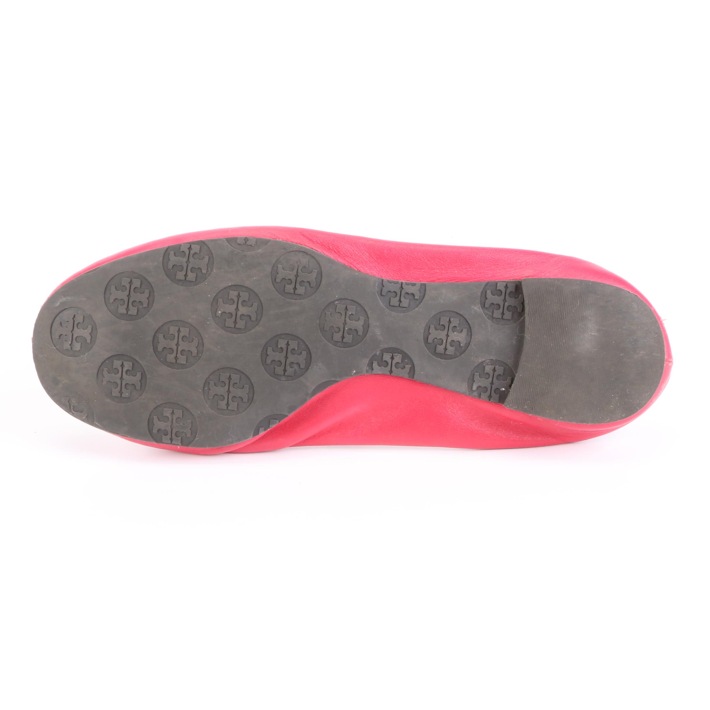 Tory Burch Minnie Travel Ballet Flats in Red Leather and in Black Suede