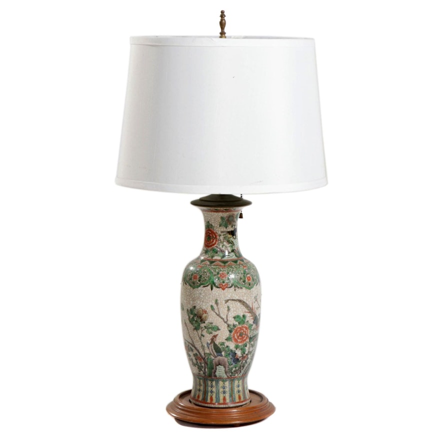 Chinese Ceramic Vase Table Lamp