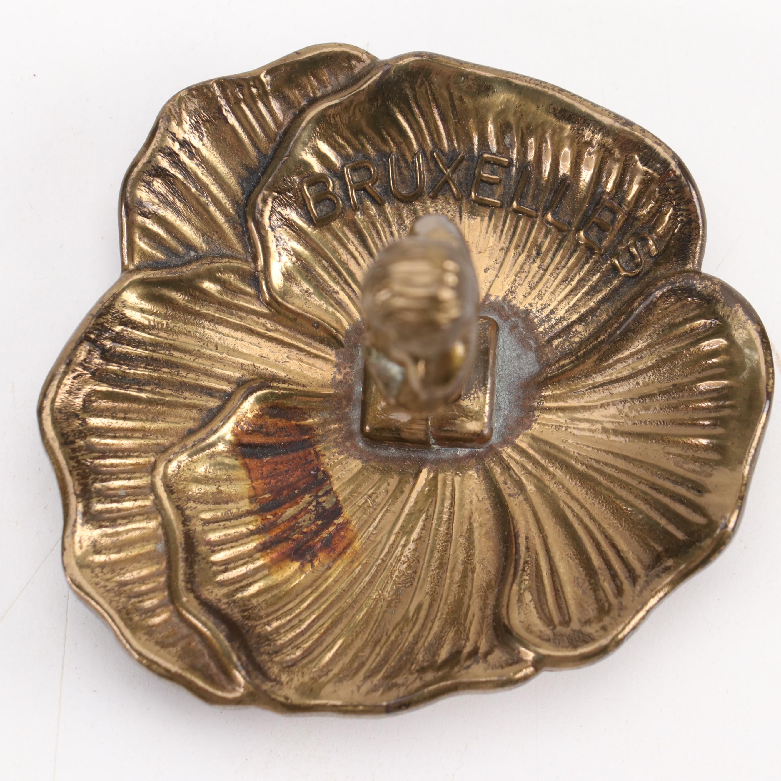 Manneken Pis Figural Fountain Brass Bottle Opener and Ring Holder