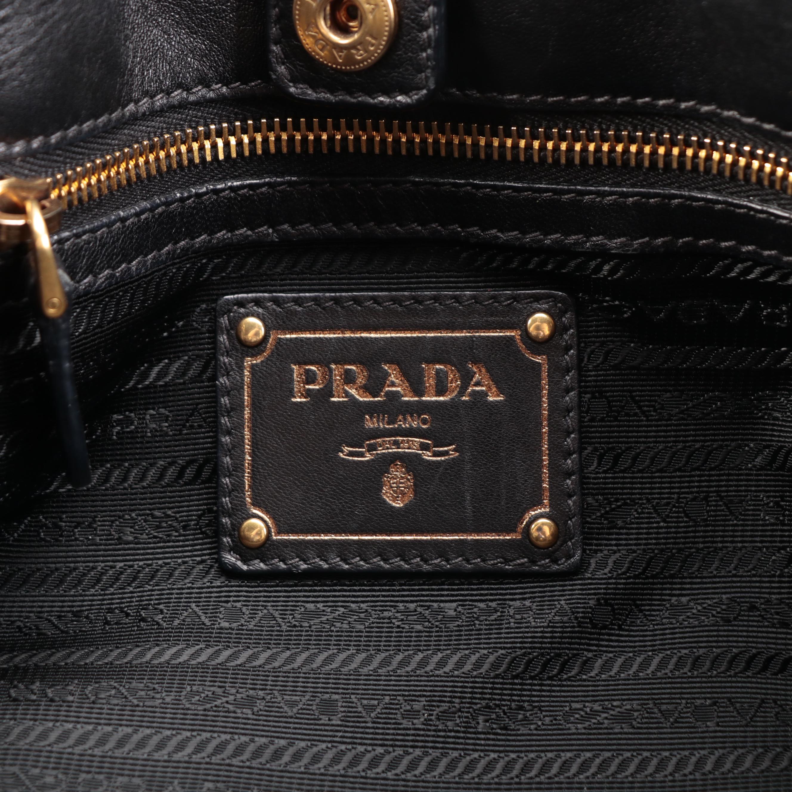 Prada Shopper Tote Bag in Black Gaufre Lambskin and Nylon Tessuto