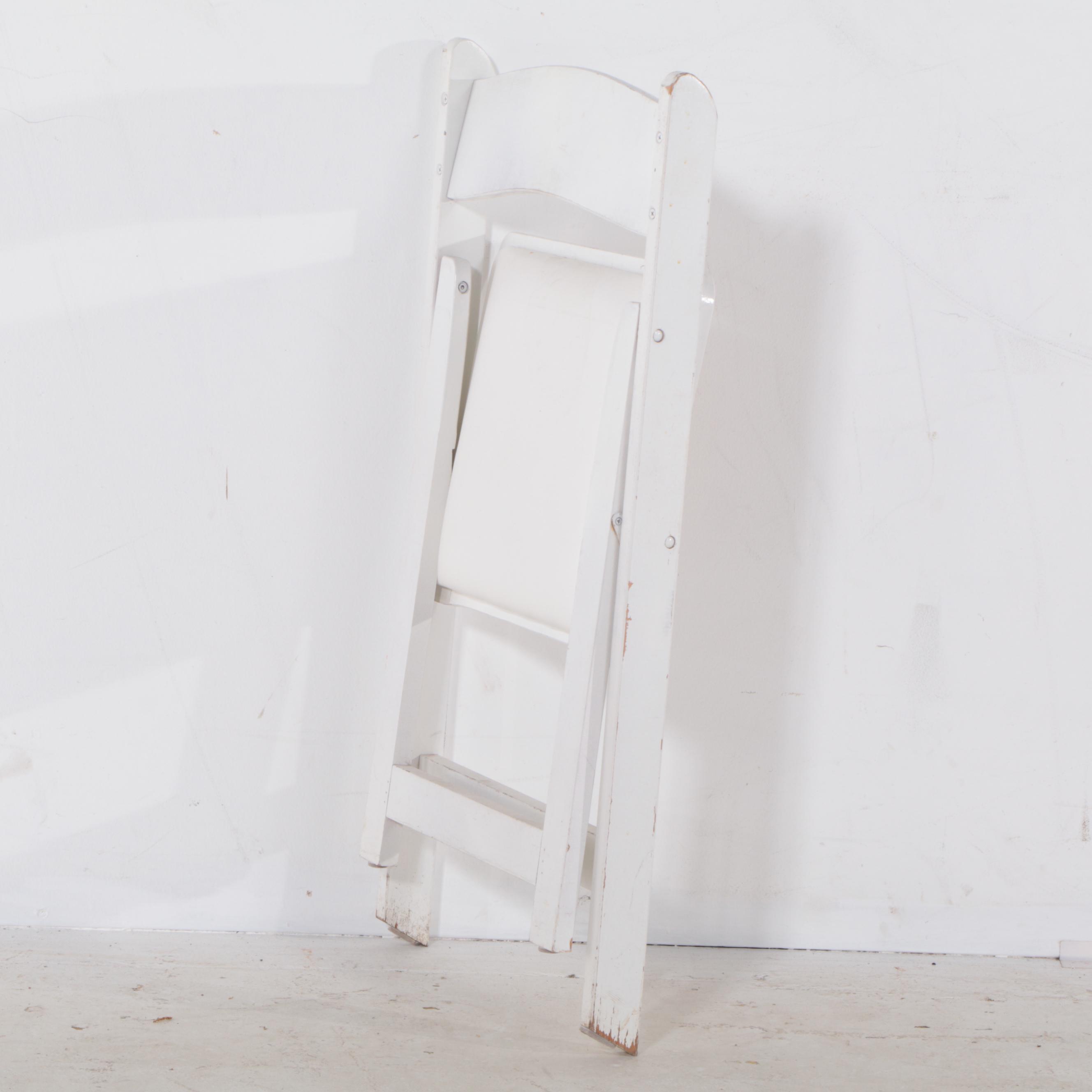 Palmer/Snyder Furniture Event Style White Wooden Folding Chairs