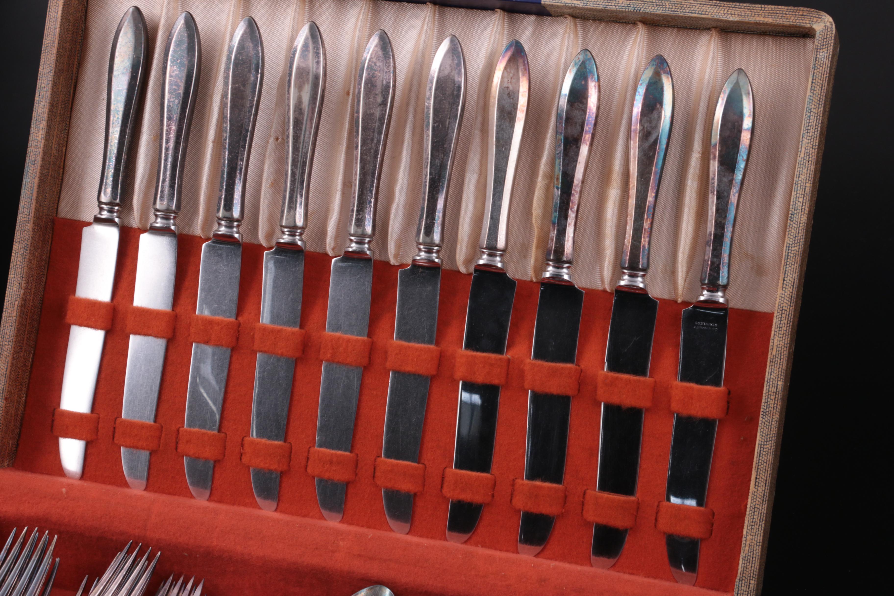 Oneida Patrician" Silver Plate Flatware, 20th Century