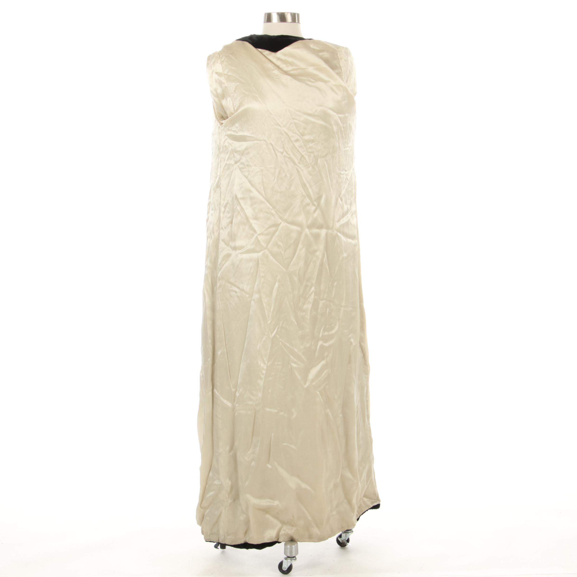 Black Velveteen Full-Length Opera Coat