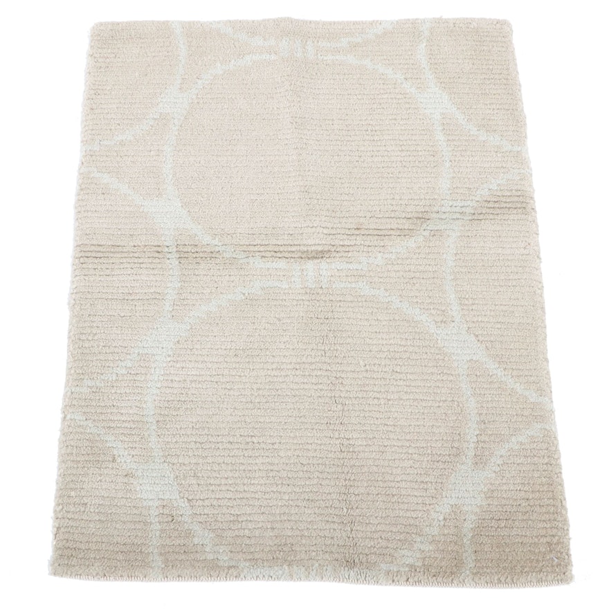 1'11 x 2'7 Hand-Knotted Indian Modern Style Accent Rug