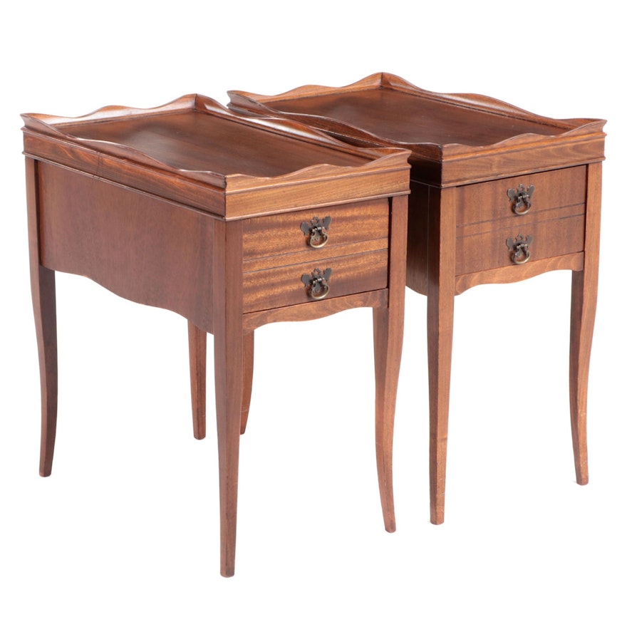 Pair of Federal Style Mahogany Tray-Top Side Tables, Mid-20th Century