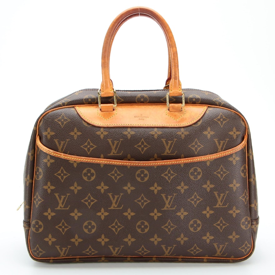 Louis Vuitton Deauville Bag in Monogram Canvas and Vachetta Leather