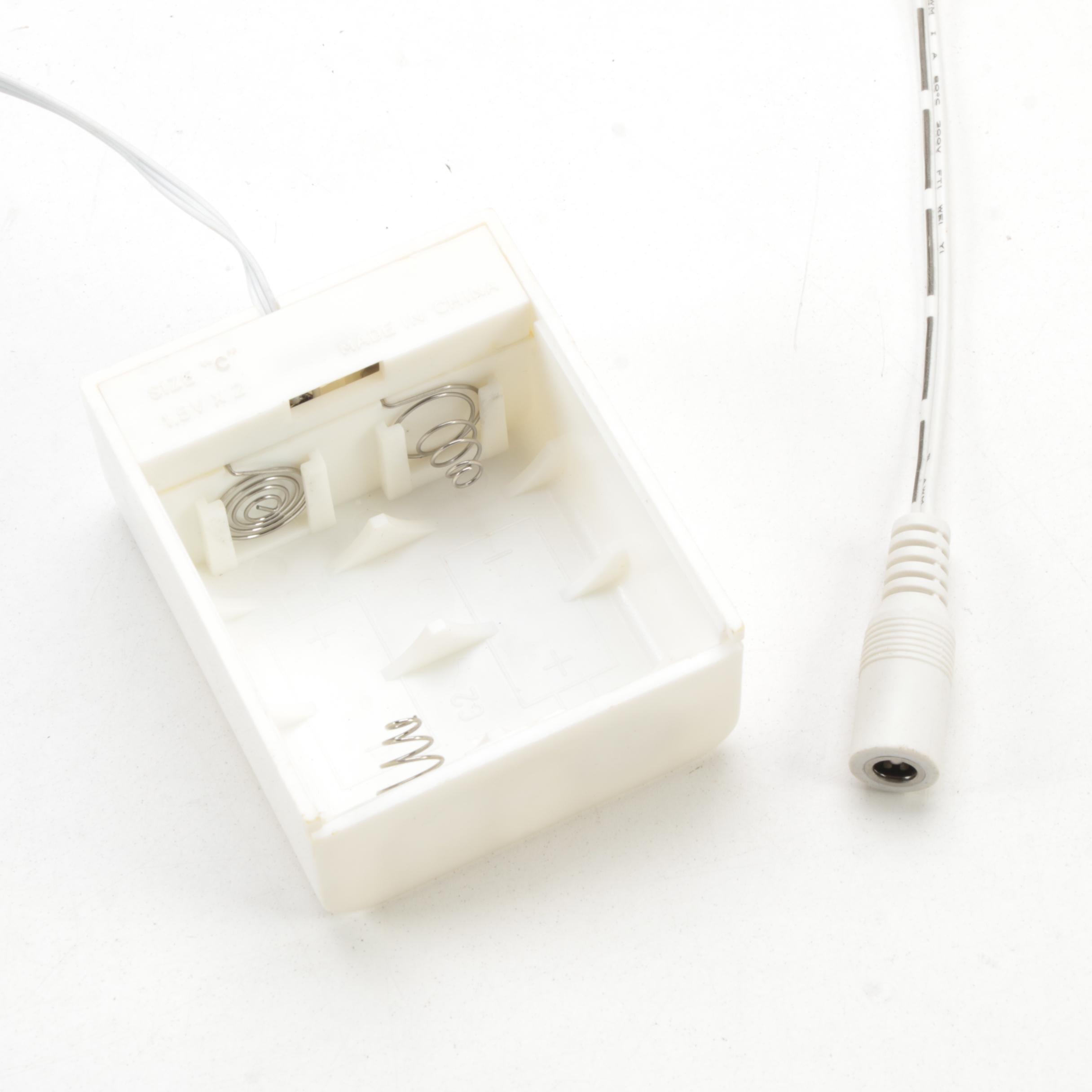 Department 56 Snow Village "Village Animated Skating Pond" Table Dècor and More