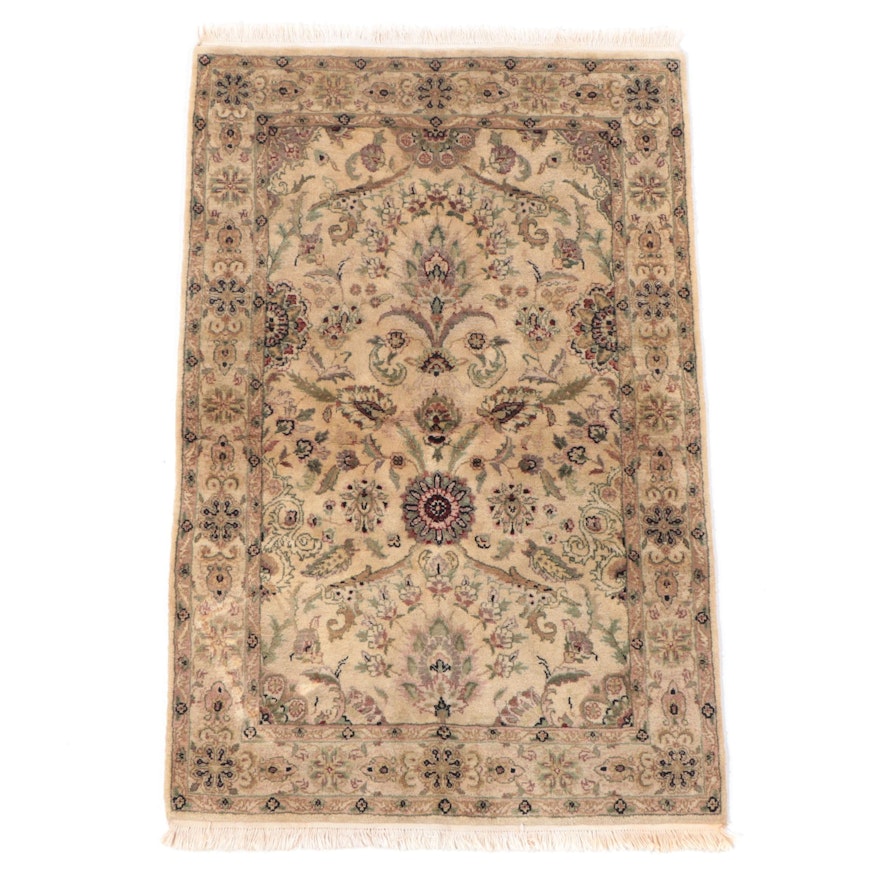 4' x 6'7 Hand-Knotted Indian Agra Area Rug